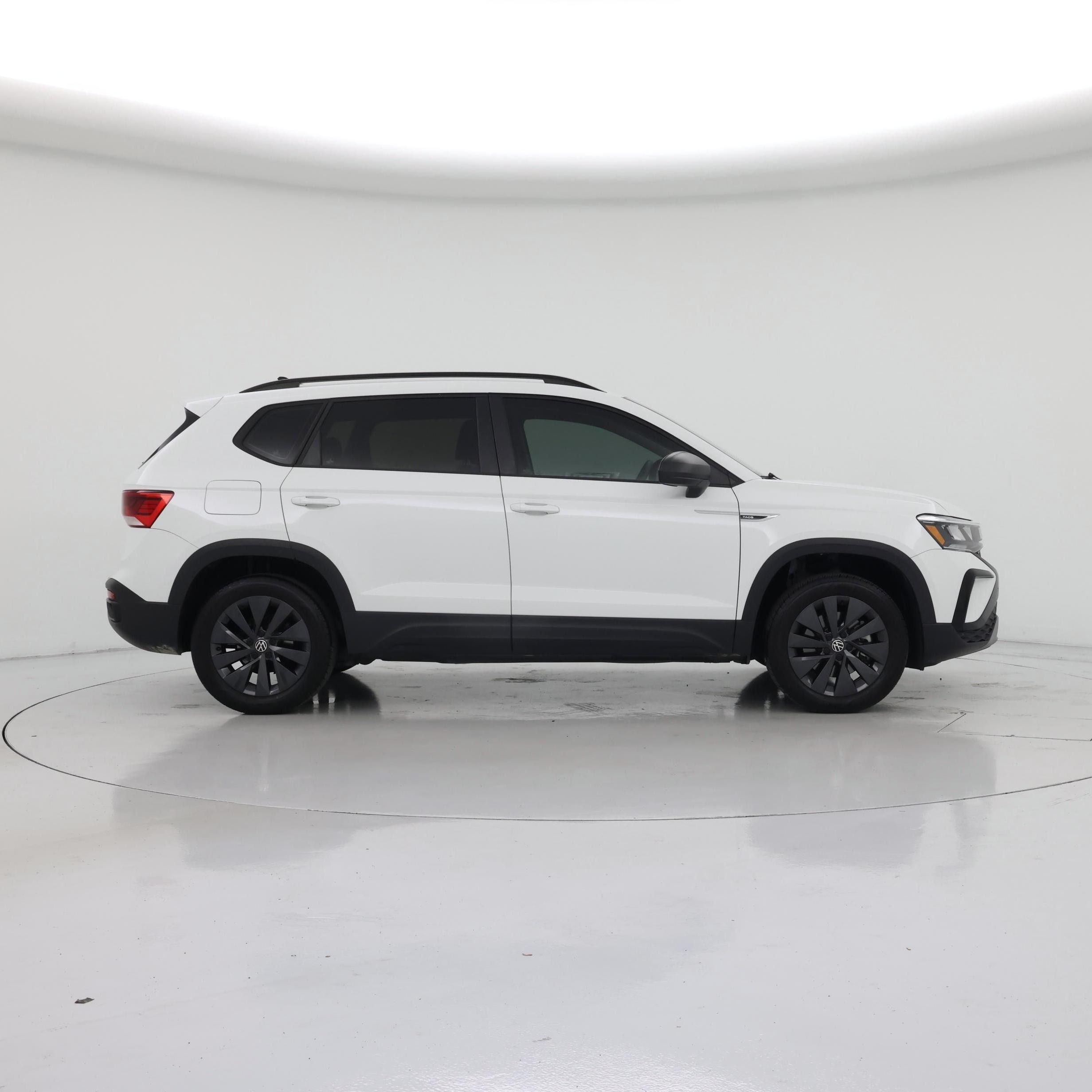 Thumbnail: 2024 Volkswagen Taos - 7