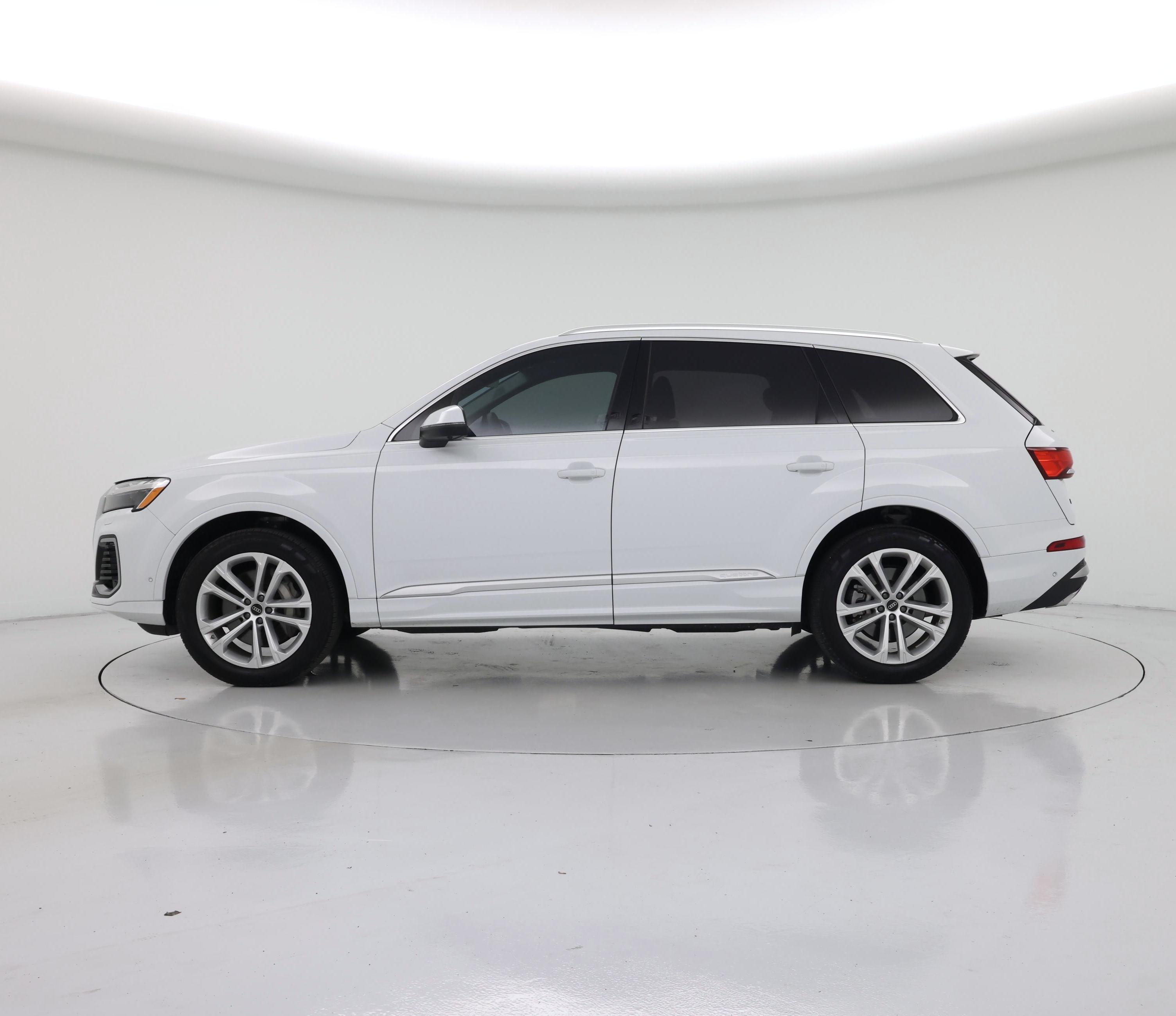 Thumbnail: 2025 Audi Q7 - 3