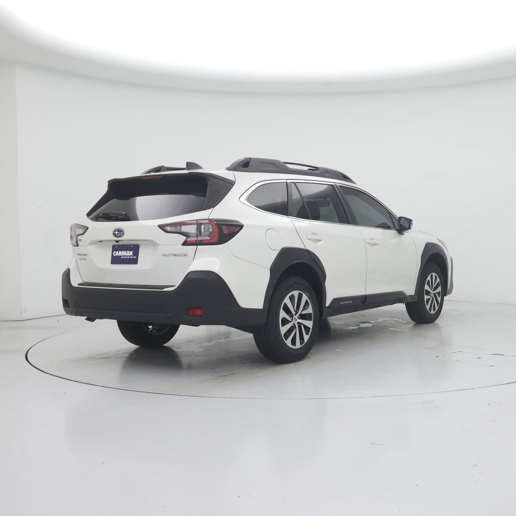 Thumbnail: 2023 Subaru Outback - 8