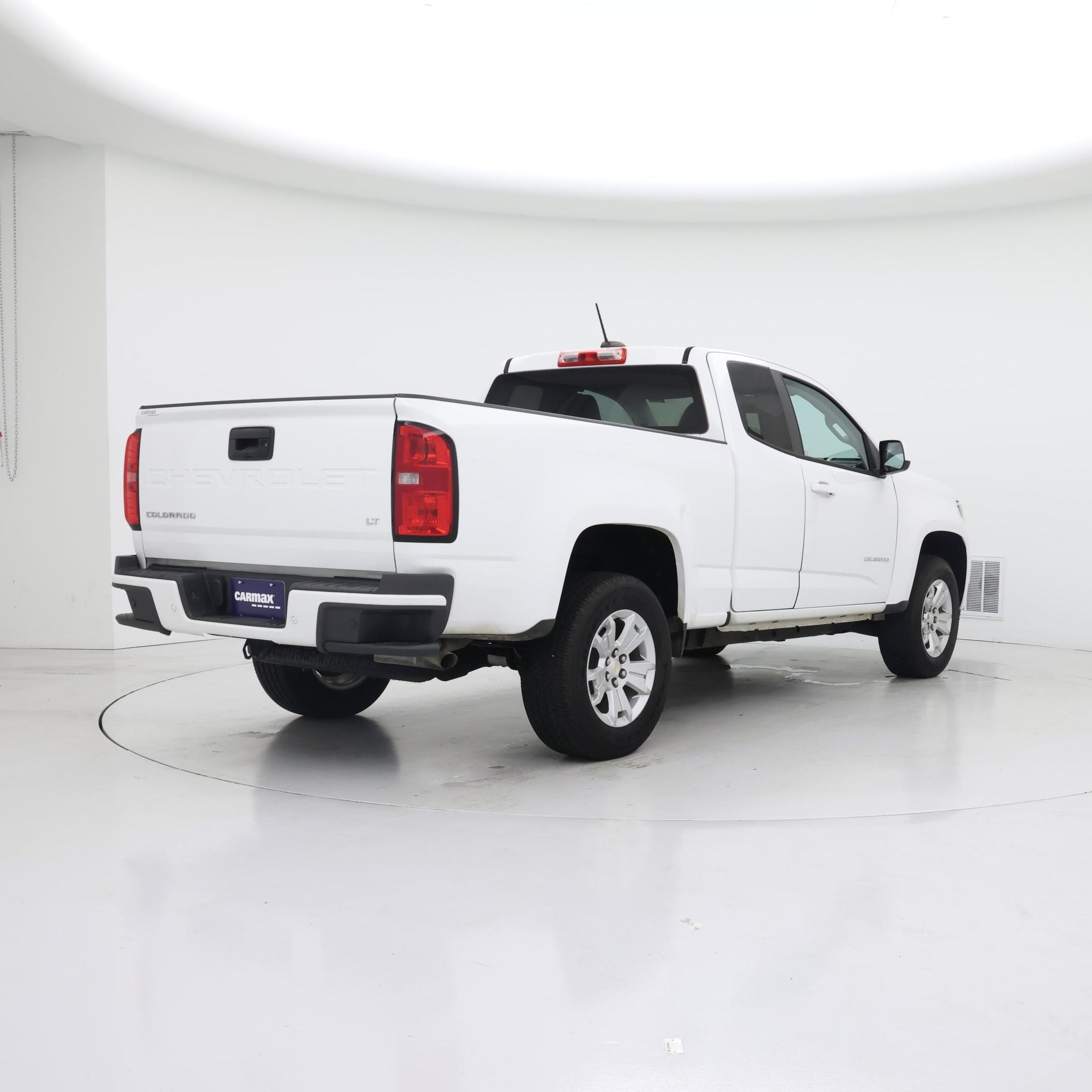 Thumbnail: 2022 Chevrolet Colorado - 8