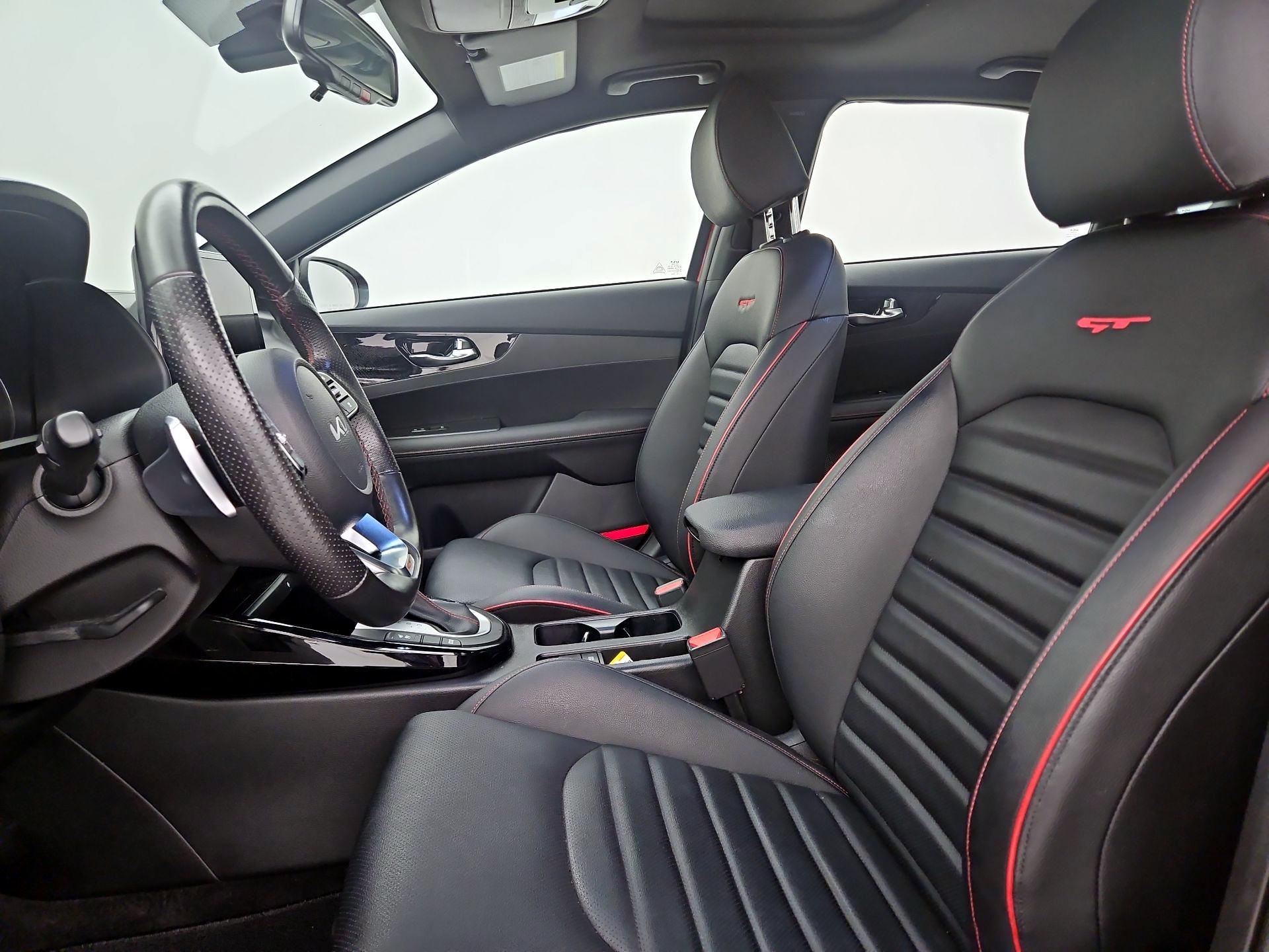 Thumbnail: 2024 Kia Forte - 11