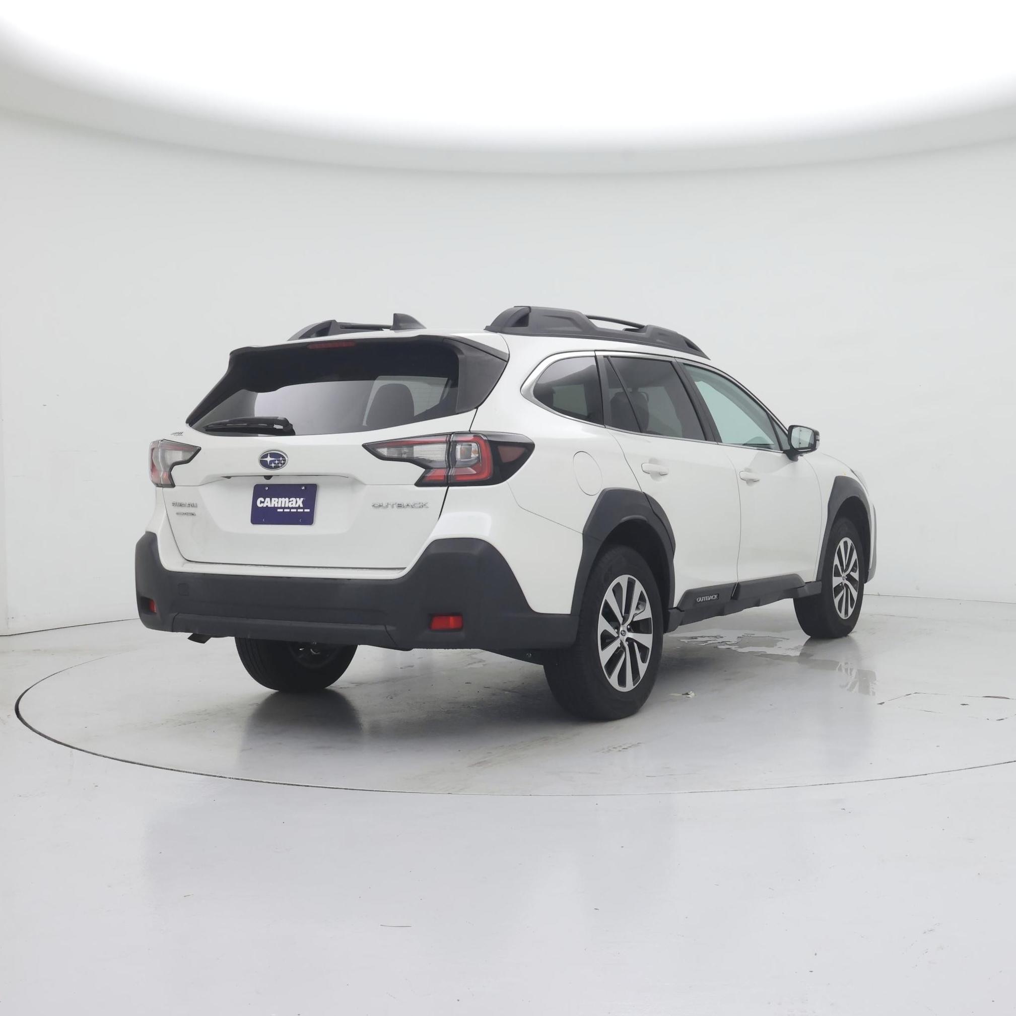 Thumbnail: 2023 Subaru Outback - 8
