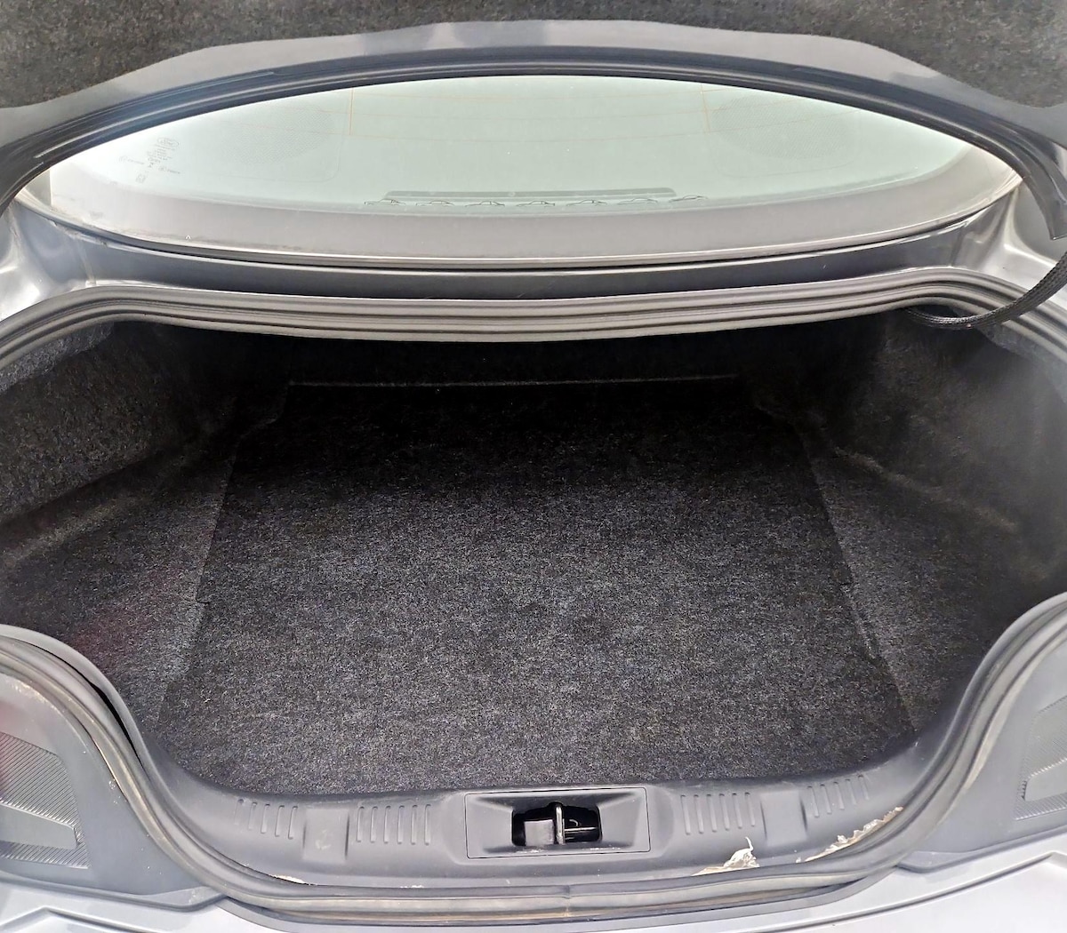 Trunk/Cargo (Seats Up)