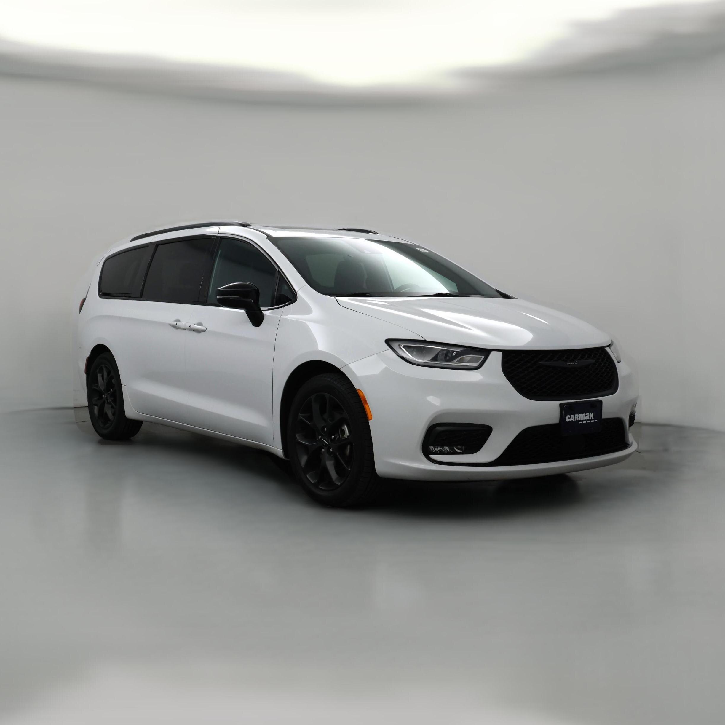 Thumbnail: 2025 Chrysler Pacifica - 1