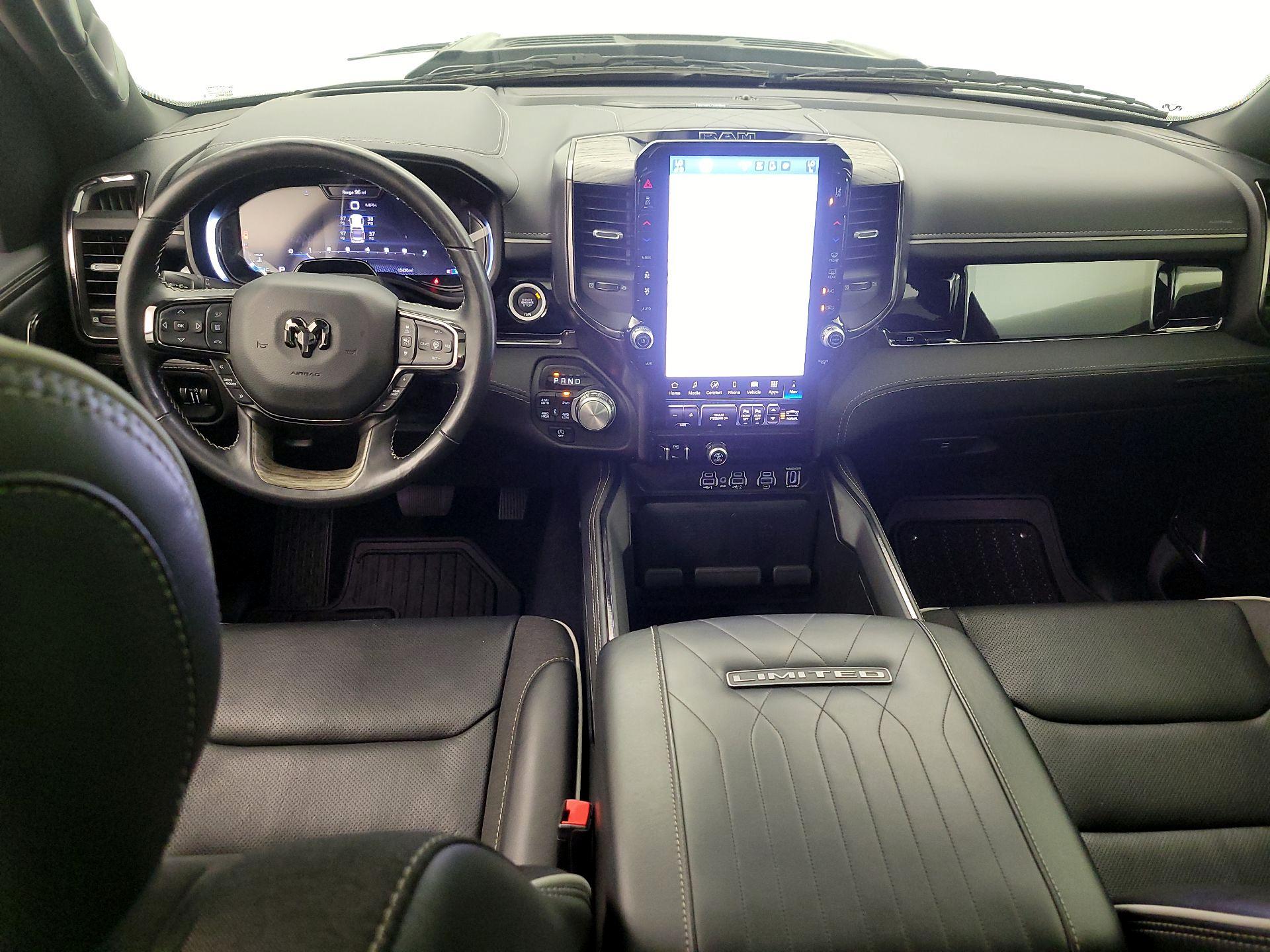 Thumbnail: 2025 RAM 1500 - 9