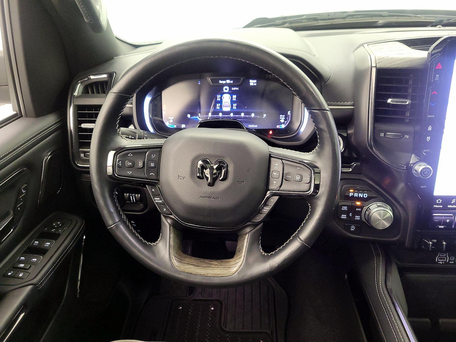 2025 RAM Ram 1500 Pickup Limited - Photo 11
