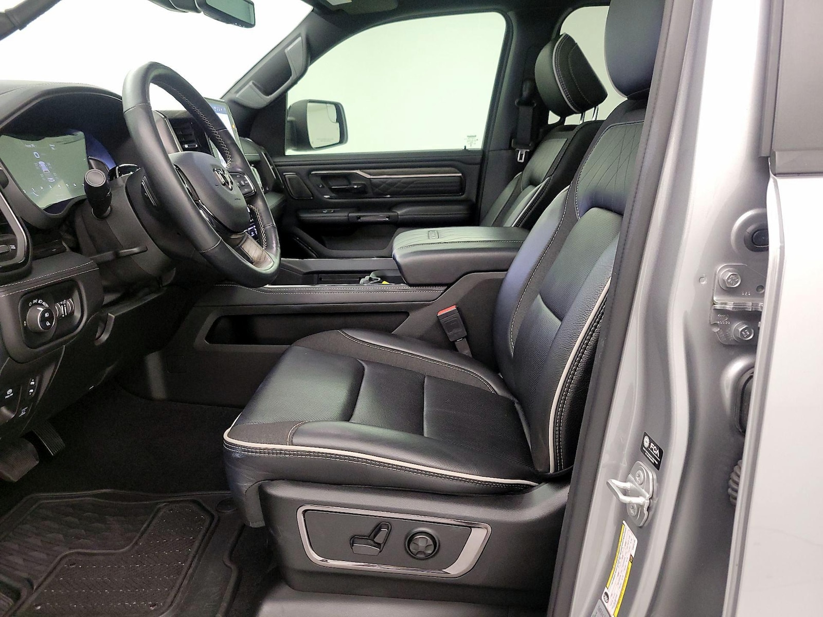 2025 RAM Ram 1500 Pickup Limited - Photo 12