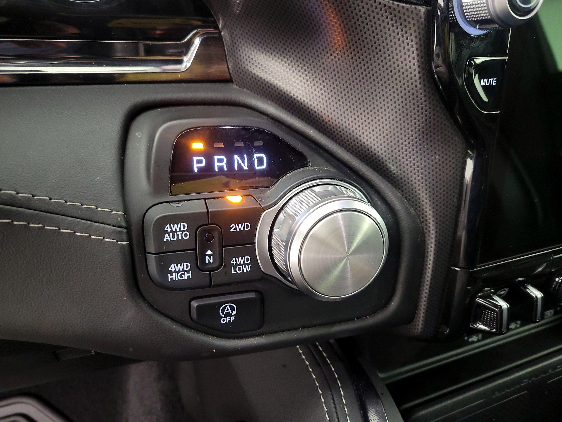 Thumbnail: 2025 RAM 1500 - 18