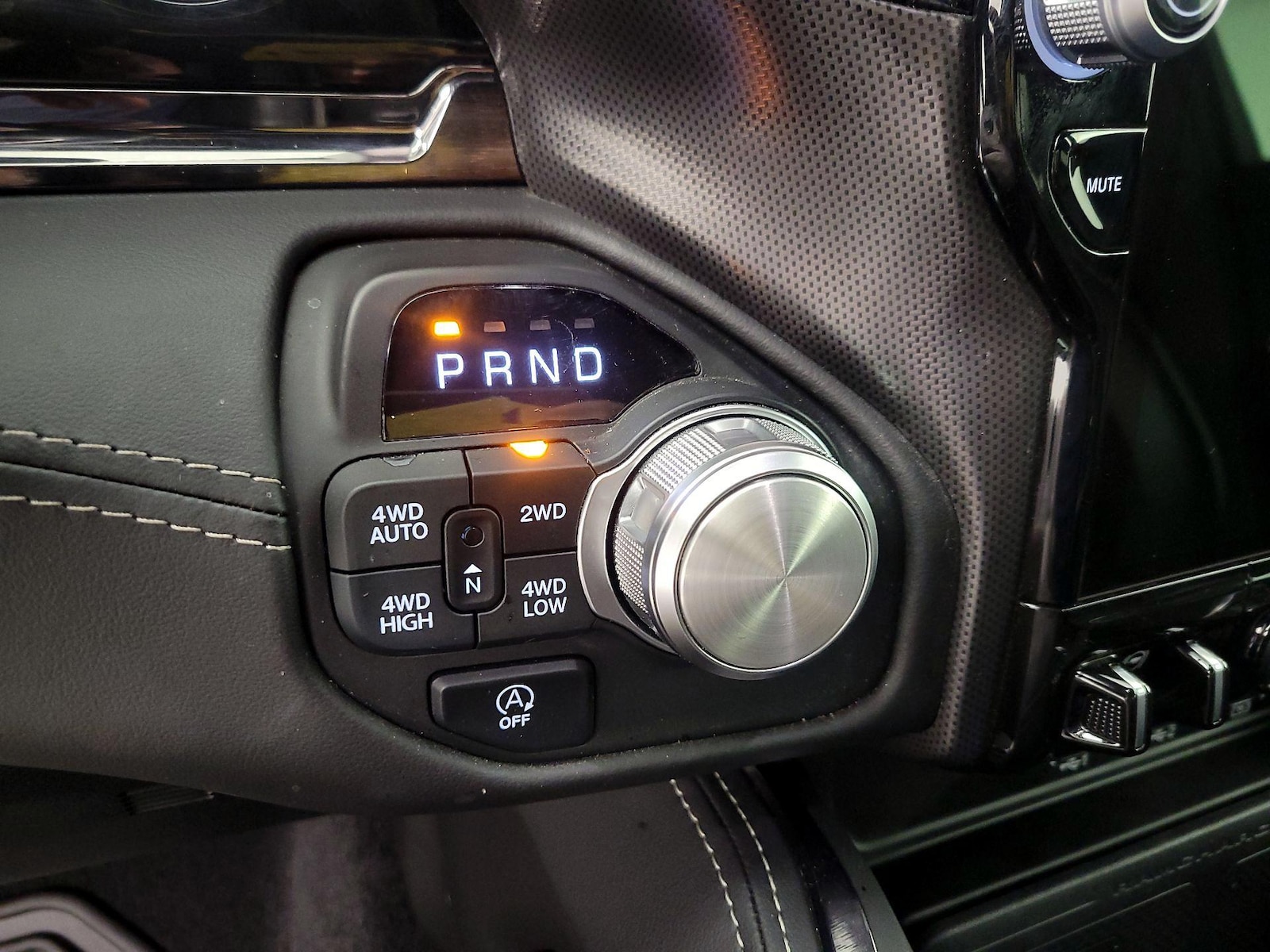2025 RAM Ram 1500 Pickup Limited - Photo 19