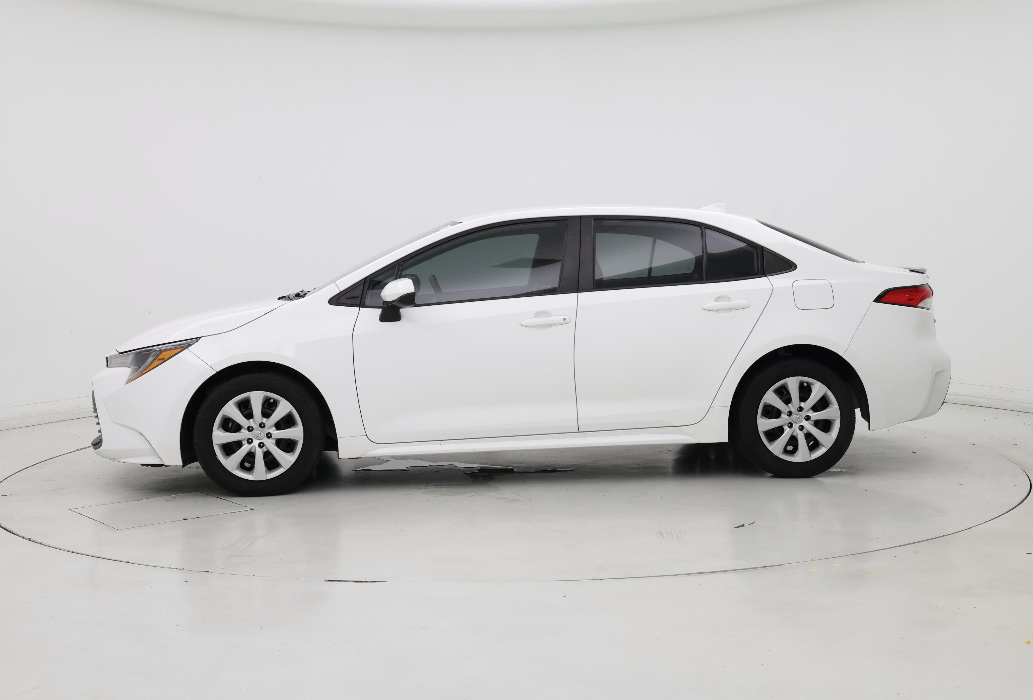 Thumbnail: 2023 Toyota Corolla - 3