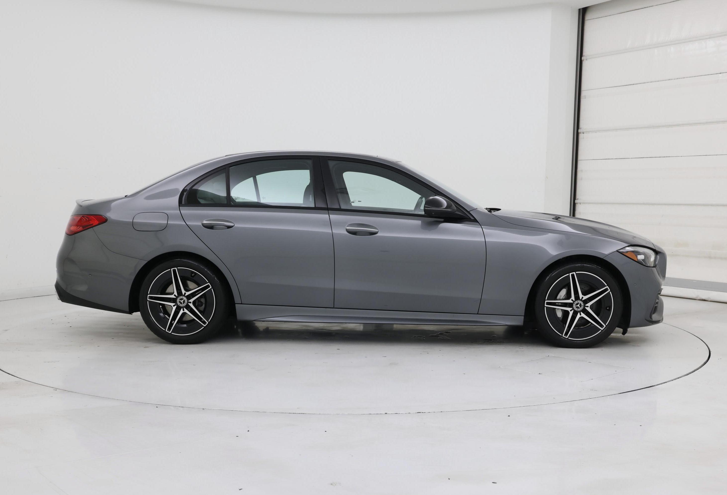 Thumbnail: 2023 Mercedes-Benz C-Class - 7
