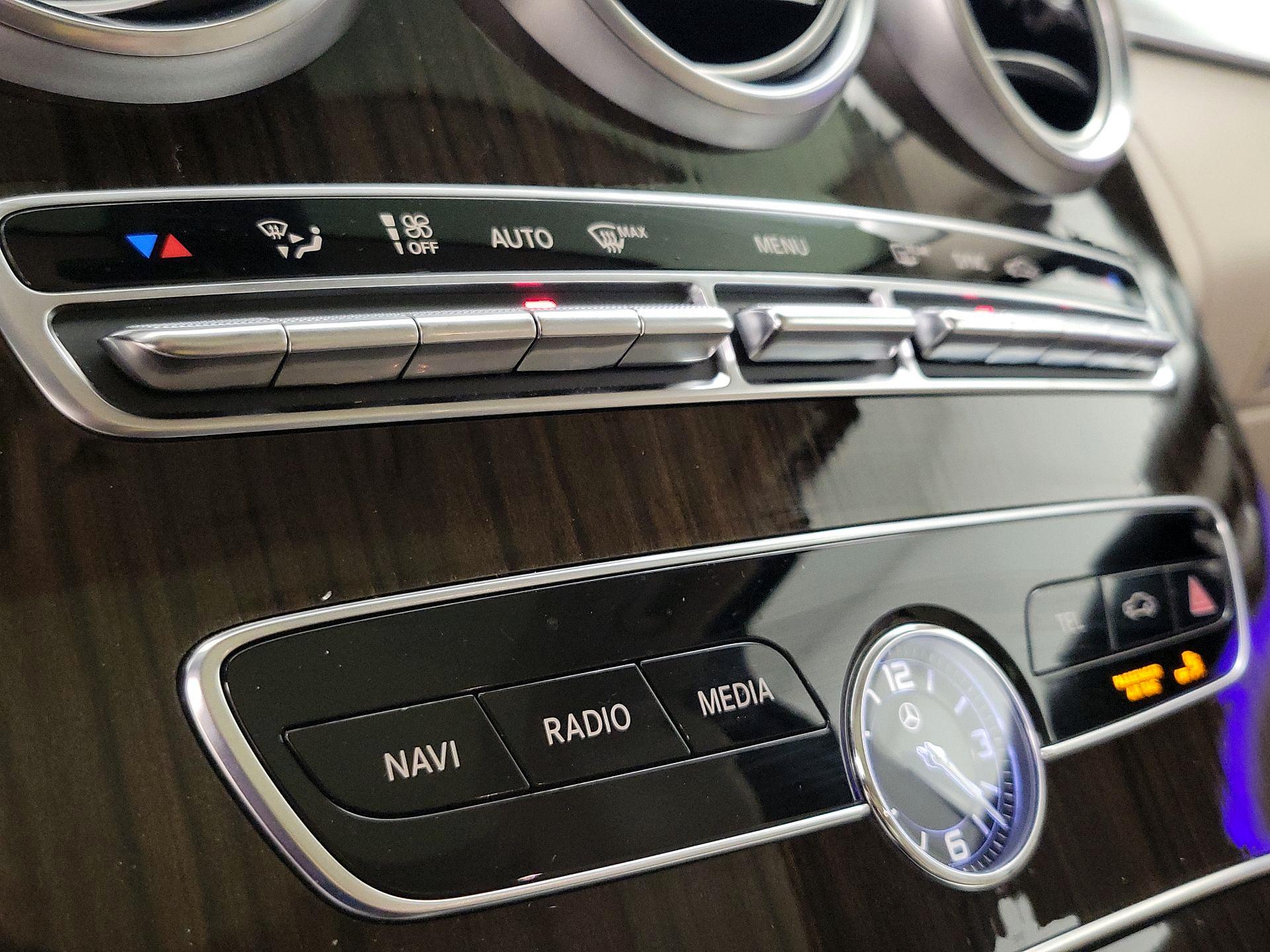 Thumbnail: 2021 Mercedes-Benz C-Class - 16