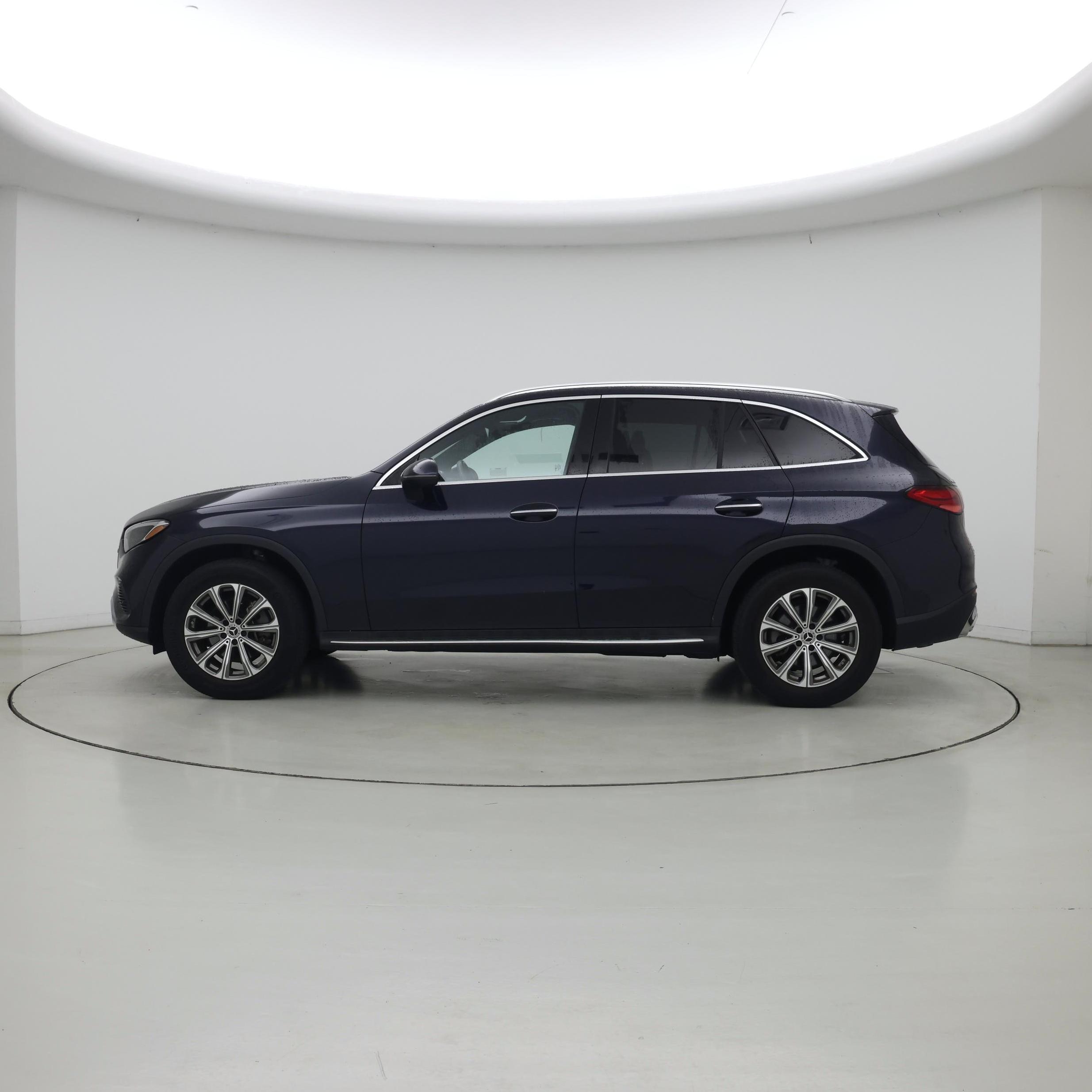 Thumbnail: 2024 Mercedes-Benz GLC - 3