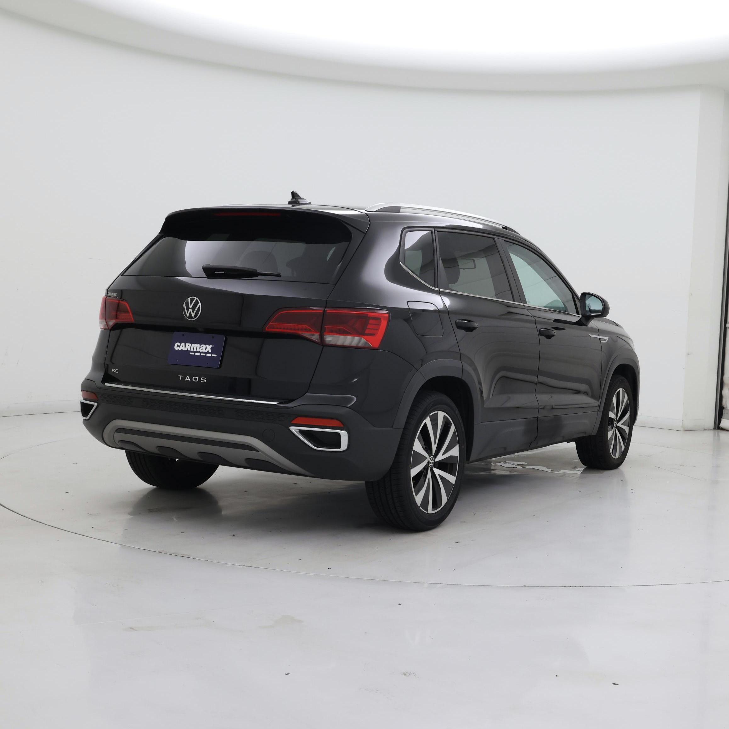 Thumbnail: 2022 Volkswagen Taos - 8