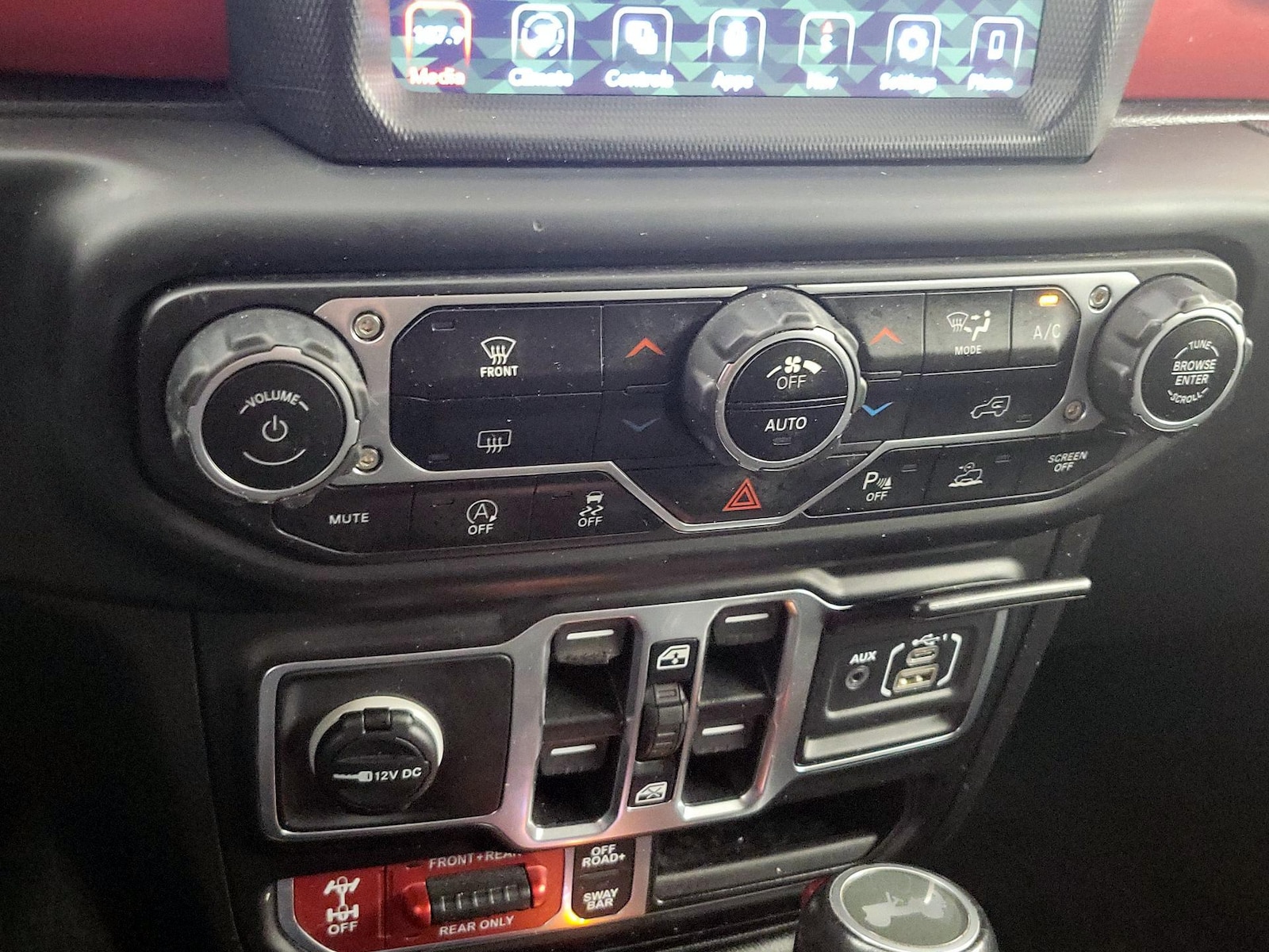 Photo 18