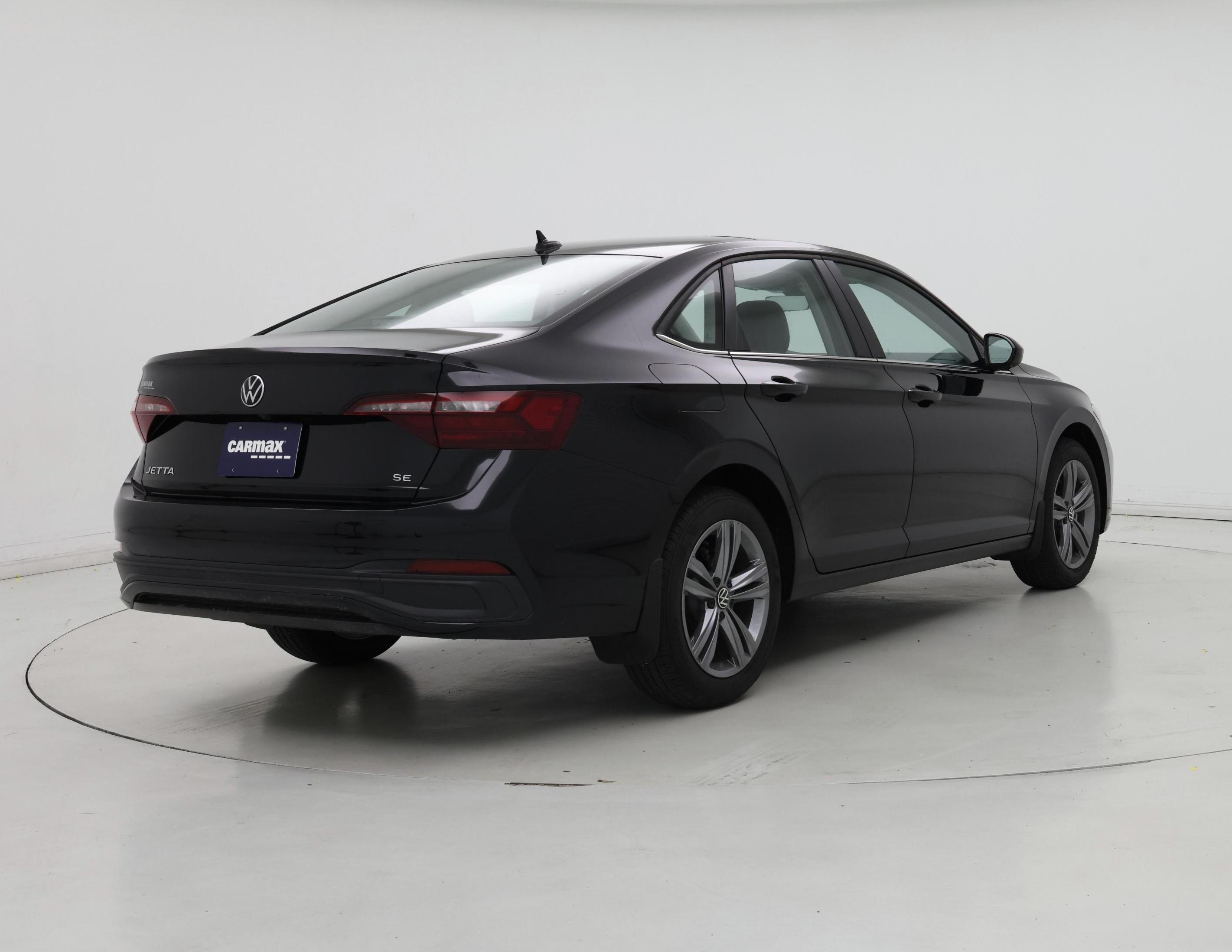 Thumbnail: 2024 Volkswagen Jetta - 8