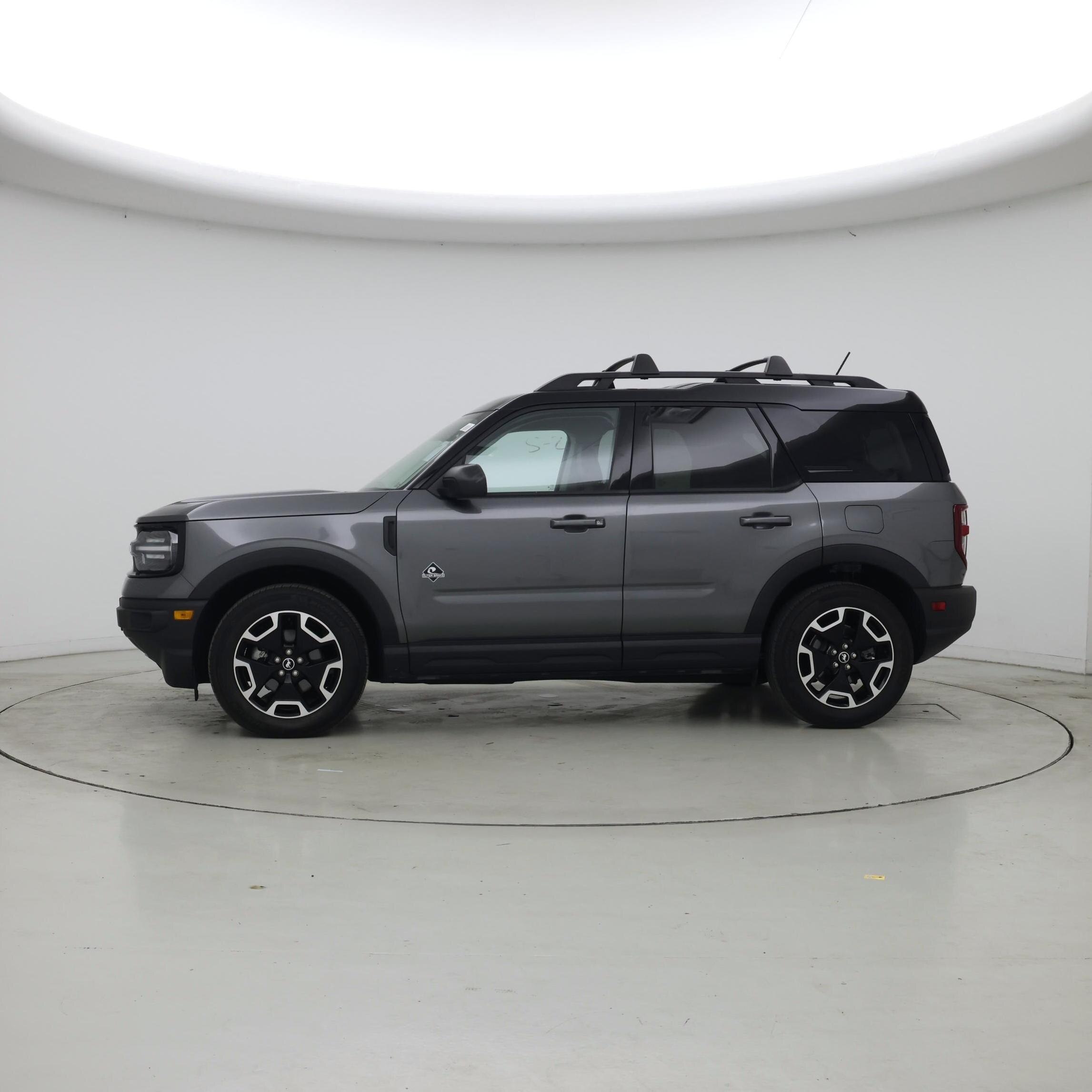 Thumbnail: 2023 Ford Bronco Sport - 3