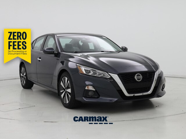 Blue 2020 Nissan Altima Sedan Front-Wheel Drive Automatic