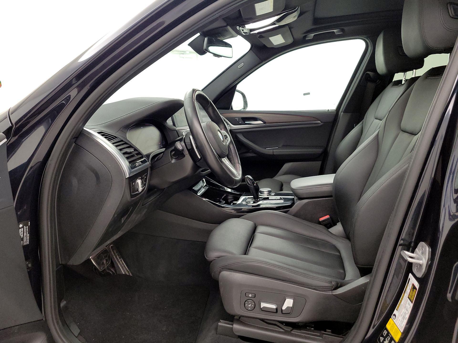 Thumbnail: 2021 BMW X3 - 11