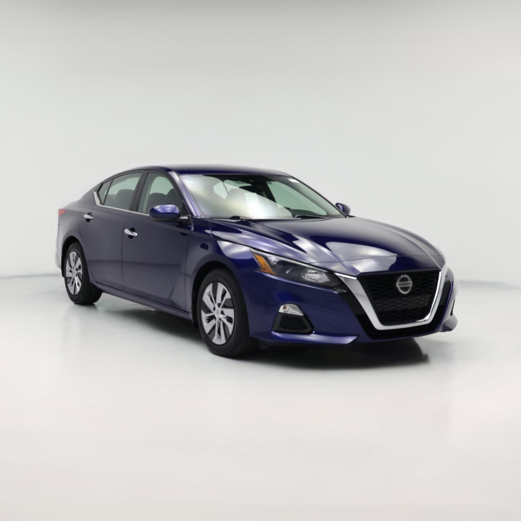Thumbnail: 2022 Nissan Altima - 1