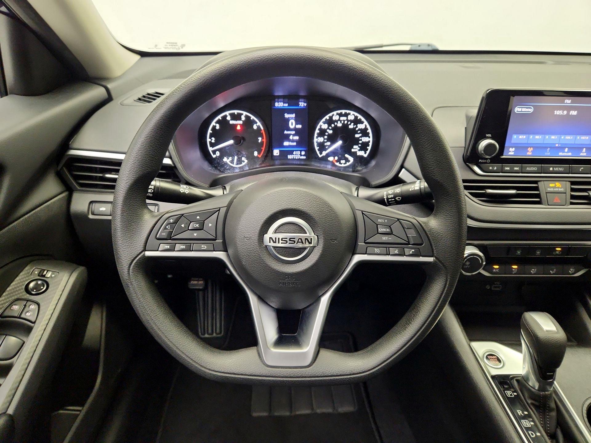 Thumbnail: 2022 Nissan Altima - 10
