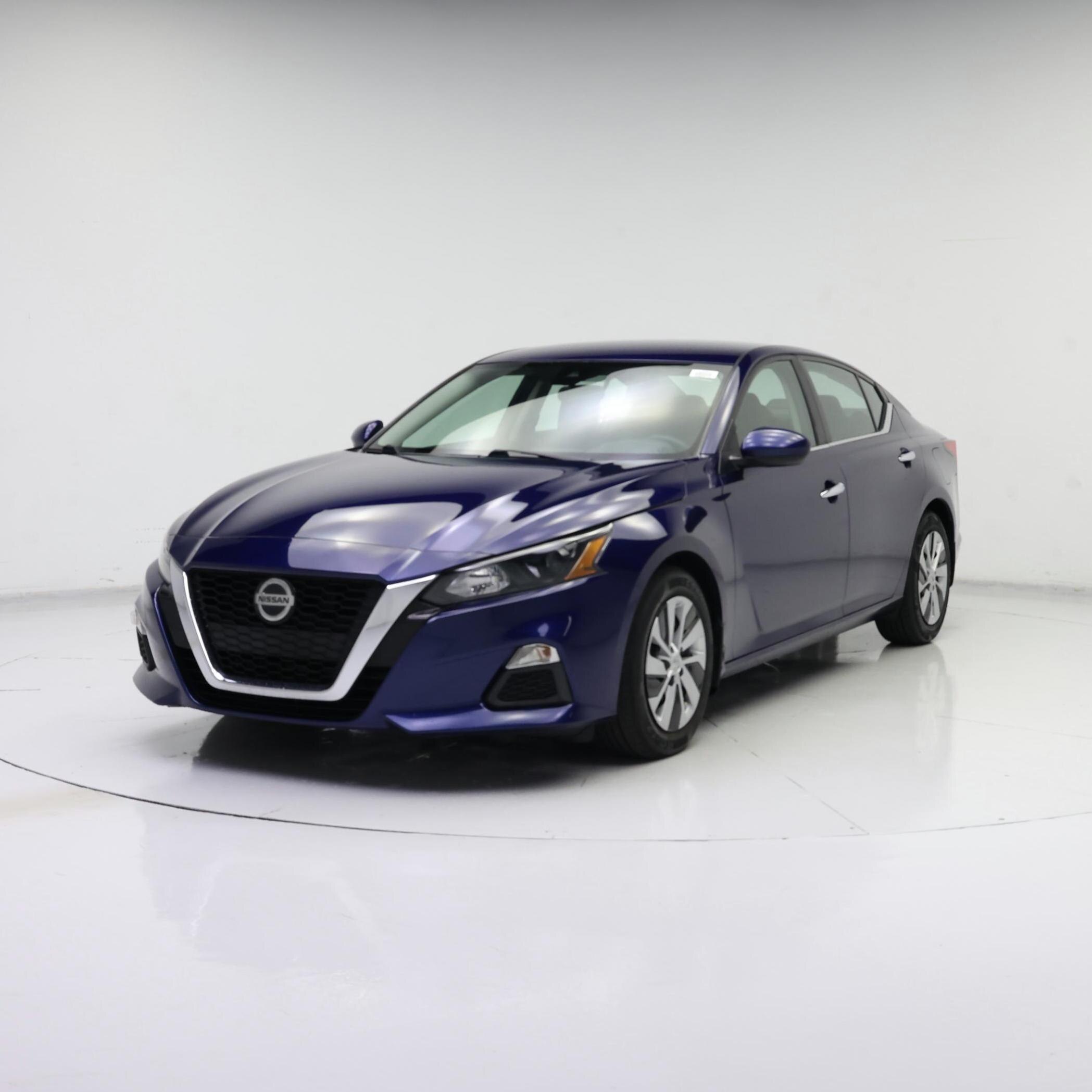 Thumbnail: 2022 Nissan Altima - 4