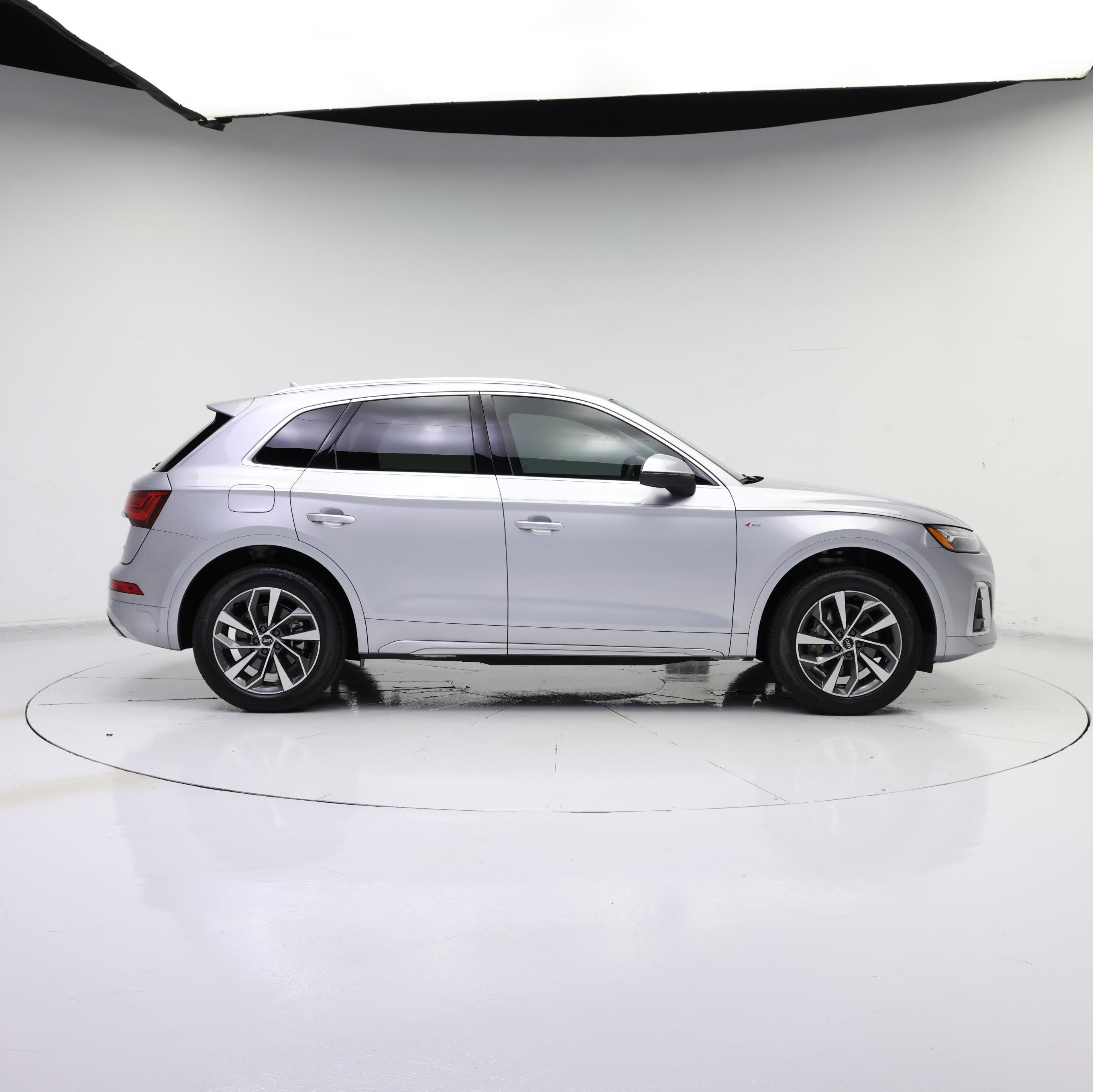 Thumbnail: 2022 Audi Q5 - 7