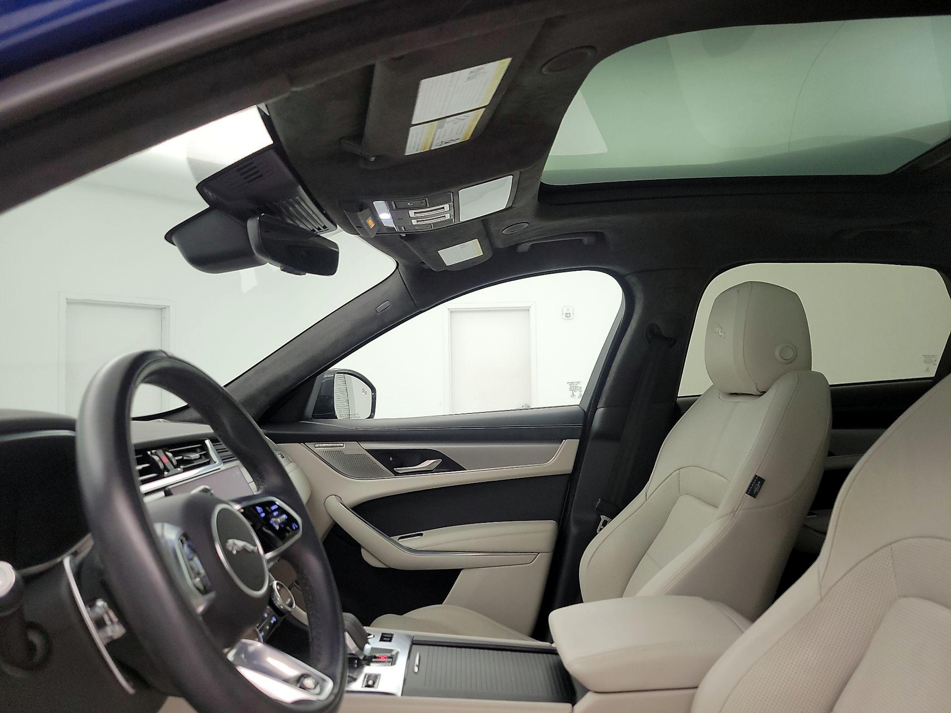 Thumbnail: 2021 Jaguar F-Pace - 18