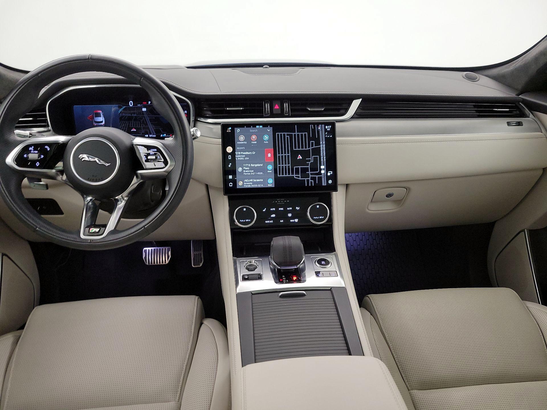 Thumbnail: 2021 Jaguar F-Pace - 8