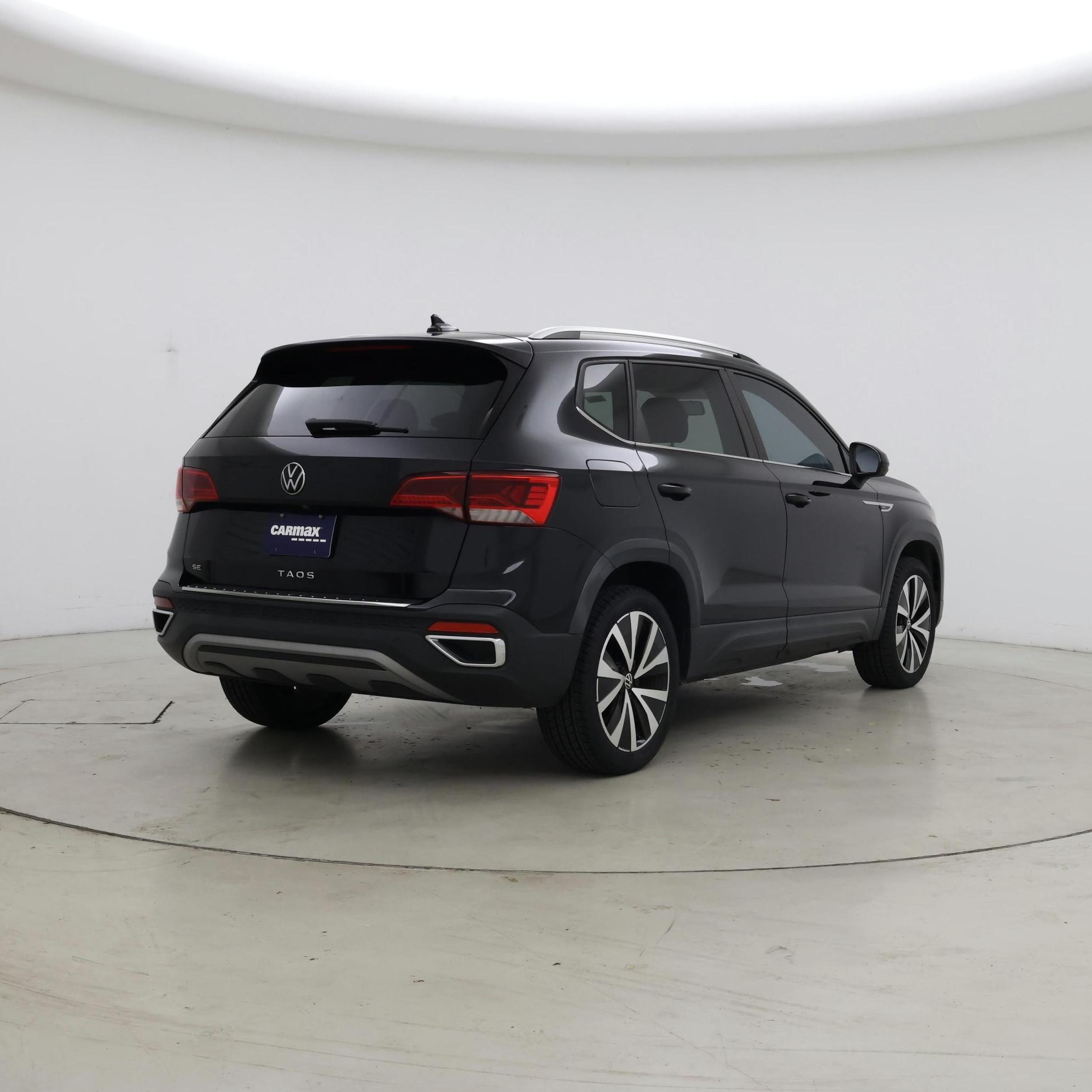 Thumbnail: 2022 Volkswagen Taos - 8