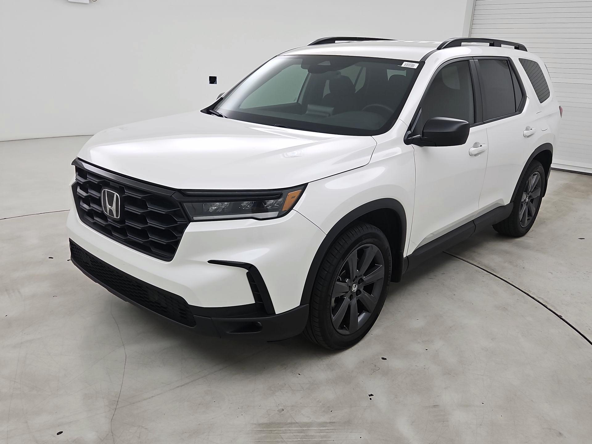 Thumbnail: 2025 Honda Pilot - 3