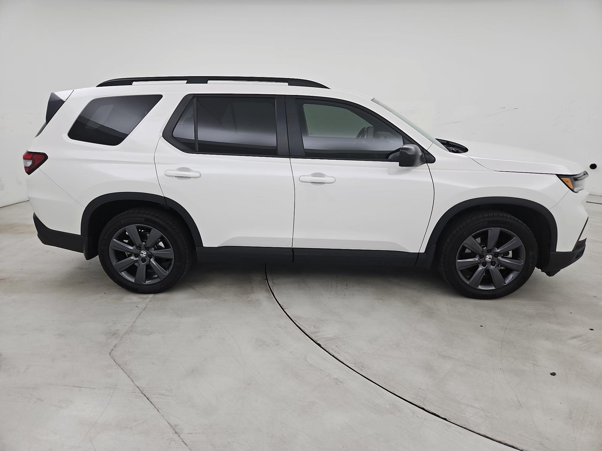 Thumbnail: 2025 Honda Pilot - 4