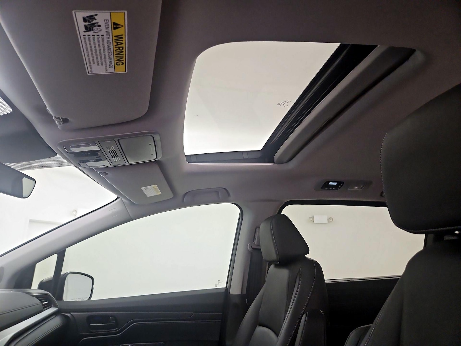 2024 Honda Odyssey EX-L - Photo 20