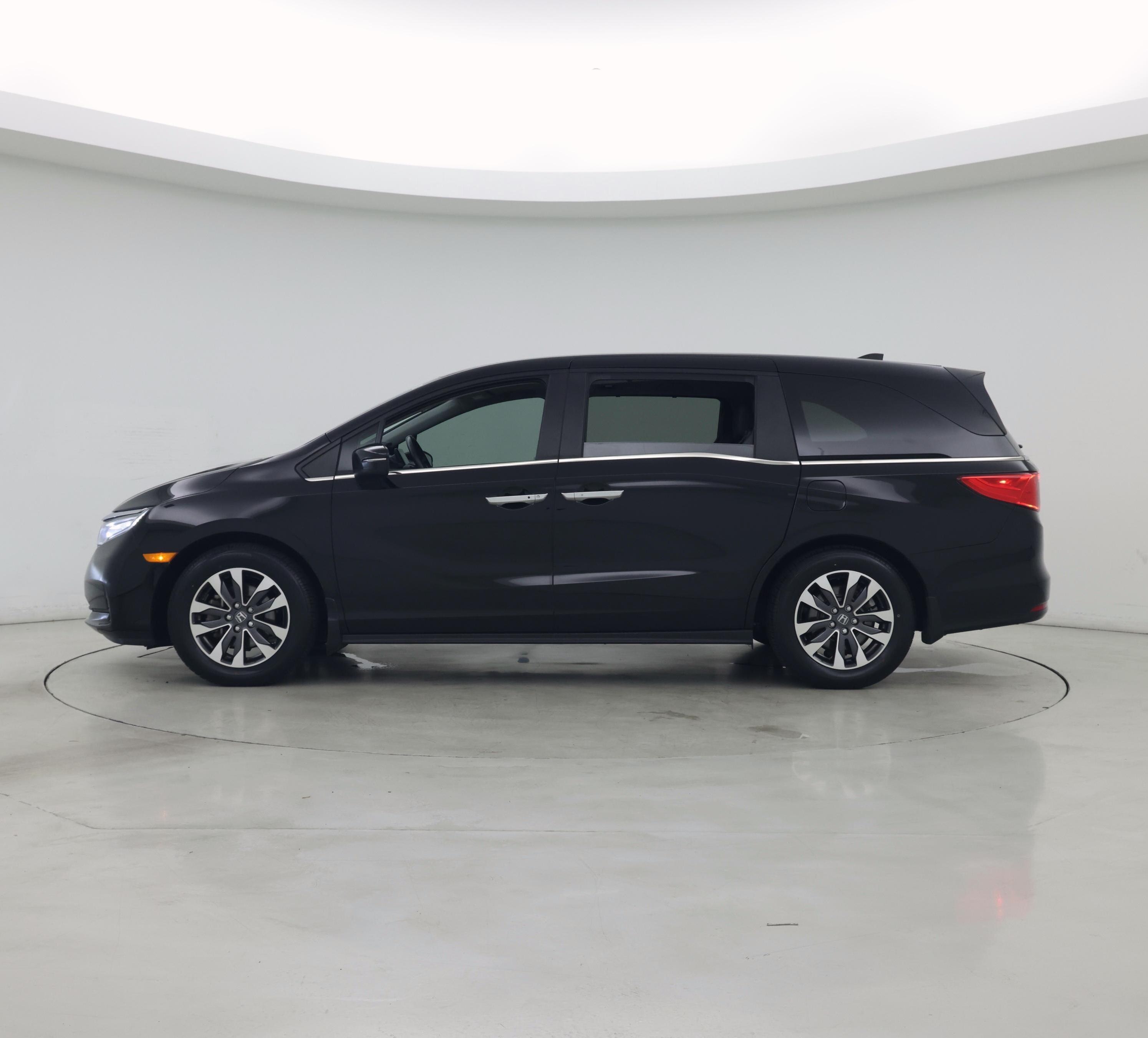 Thumbnail: 2024 Honda Odyssey - 3