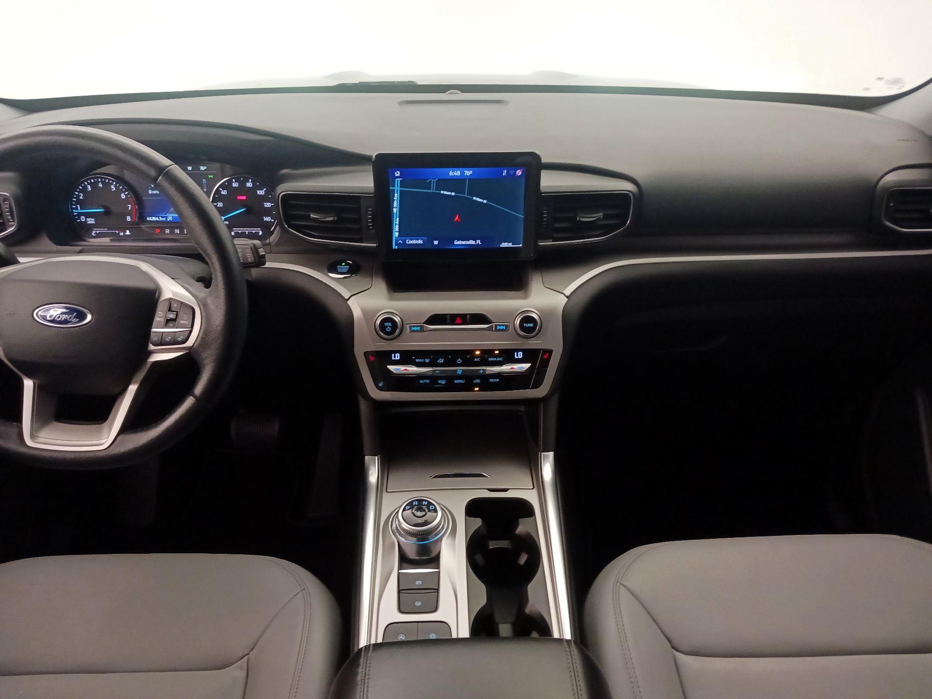 Thumbnail: 2021 Ford Explorer - 9