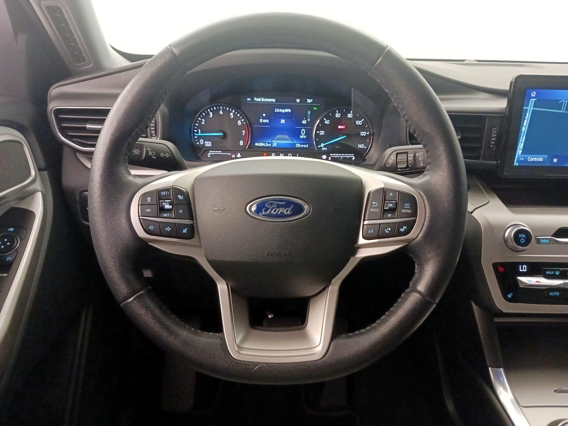 Thumbnail: 2021 Ford Explorer - 10