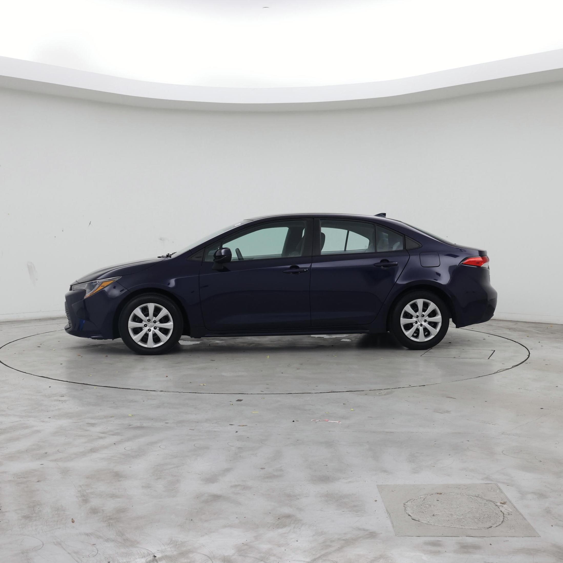 Thumbnail: 2023 Toyota Corolla - 3