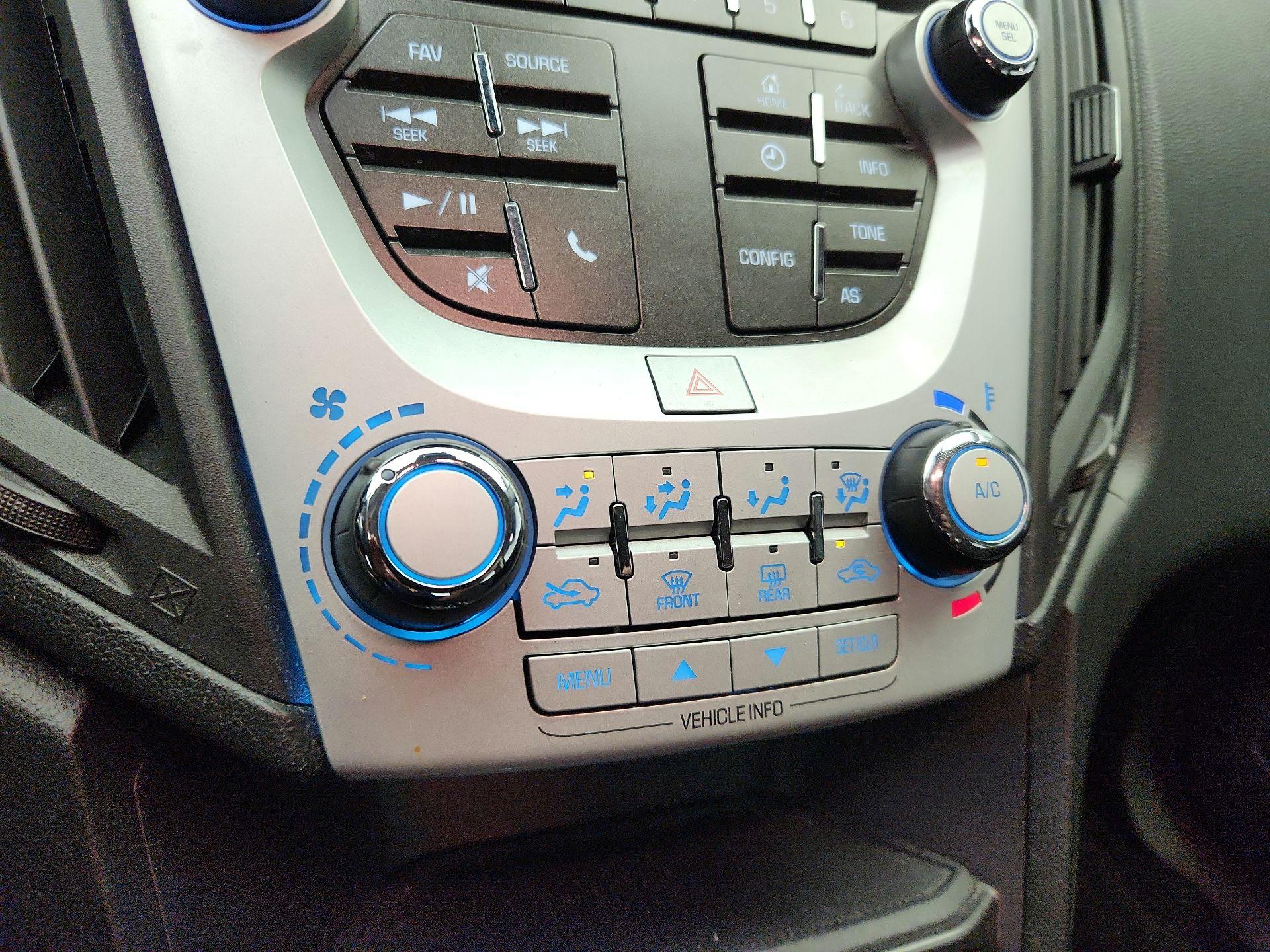 Thumbnail: 2016 Chevrolet Equinox - 16