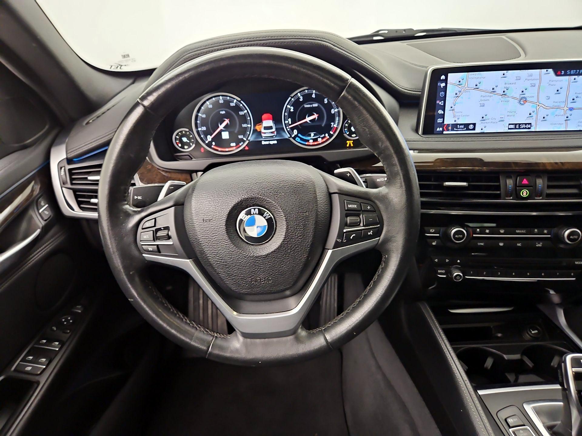Thumbnail: 2019 BMW X6 - 10