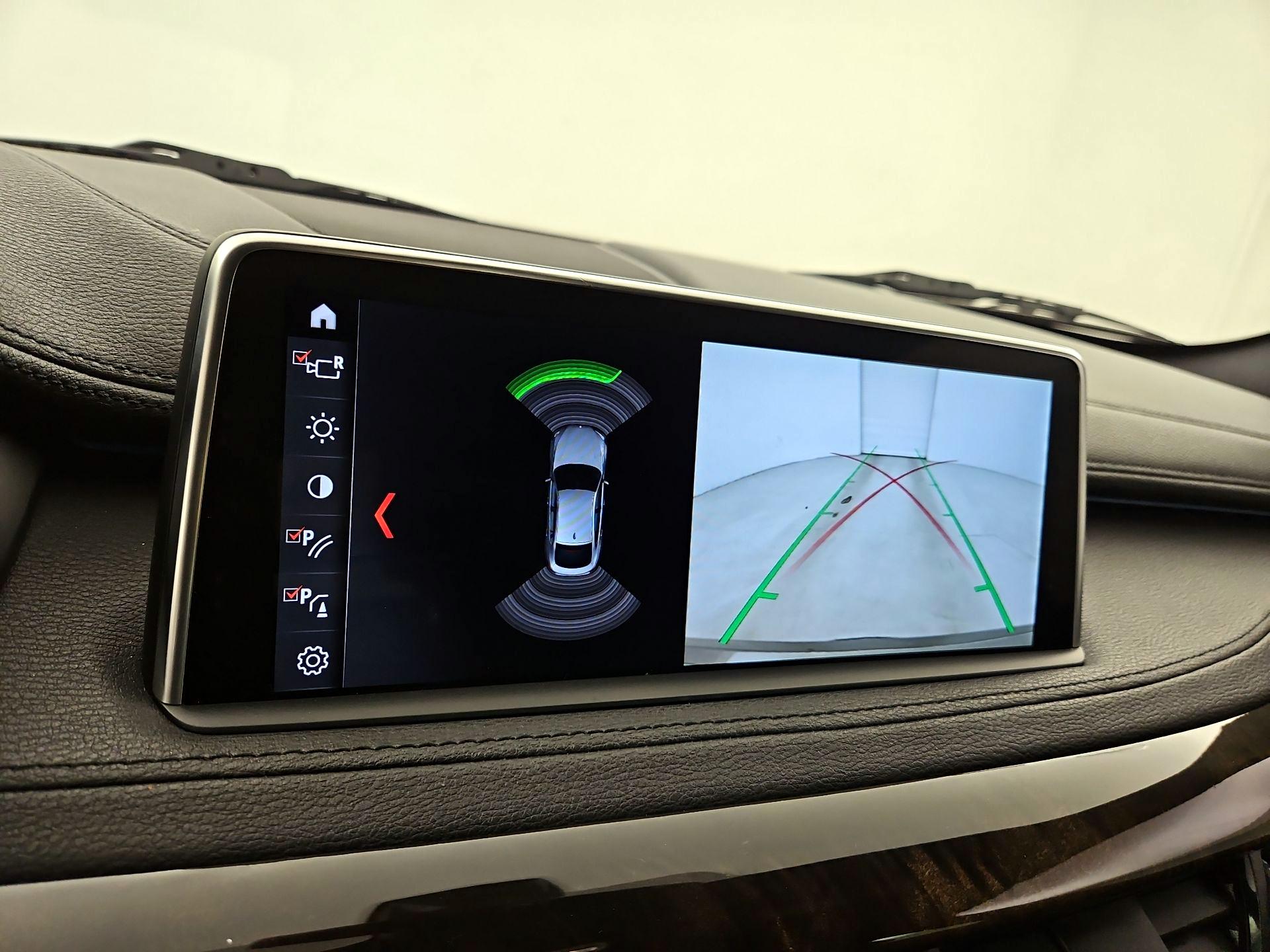 Thumbnail: 2019 BMW X6 - 15