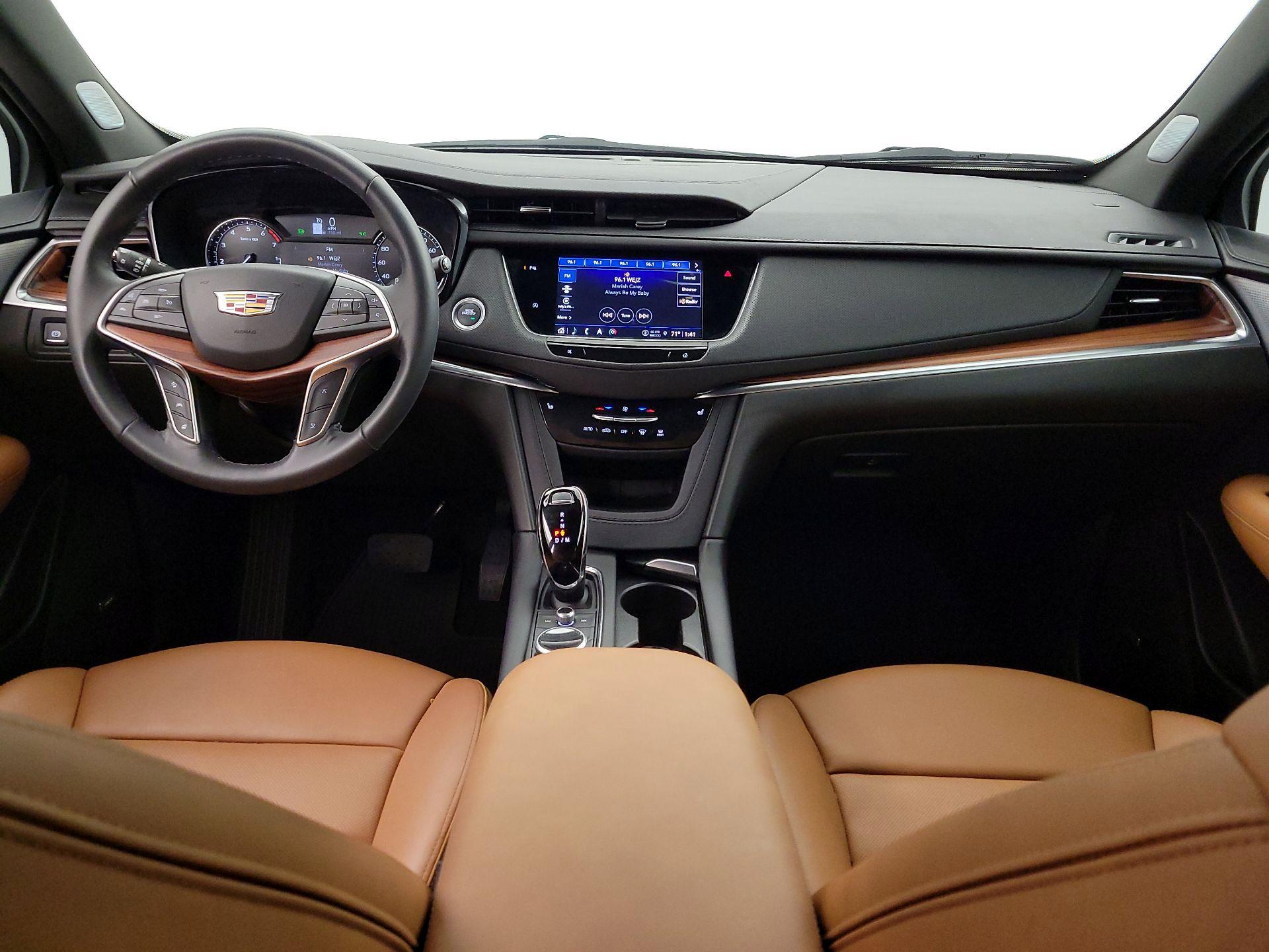 Thumbnail: 2024 Cadillac XT5 - 9