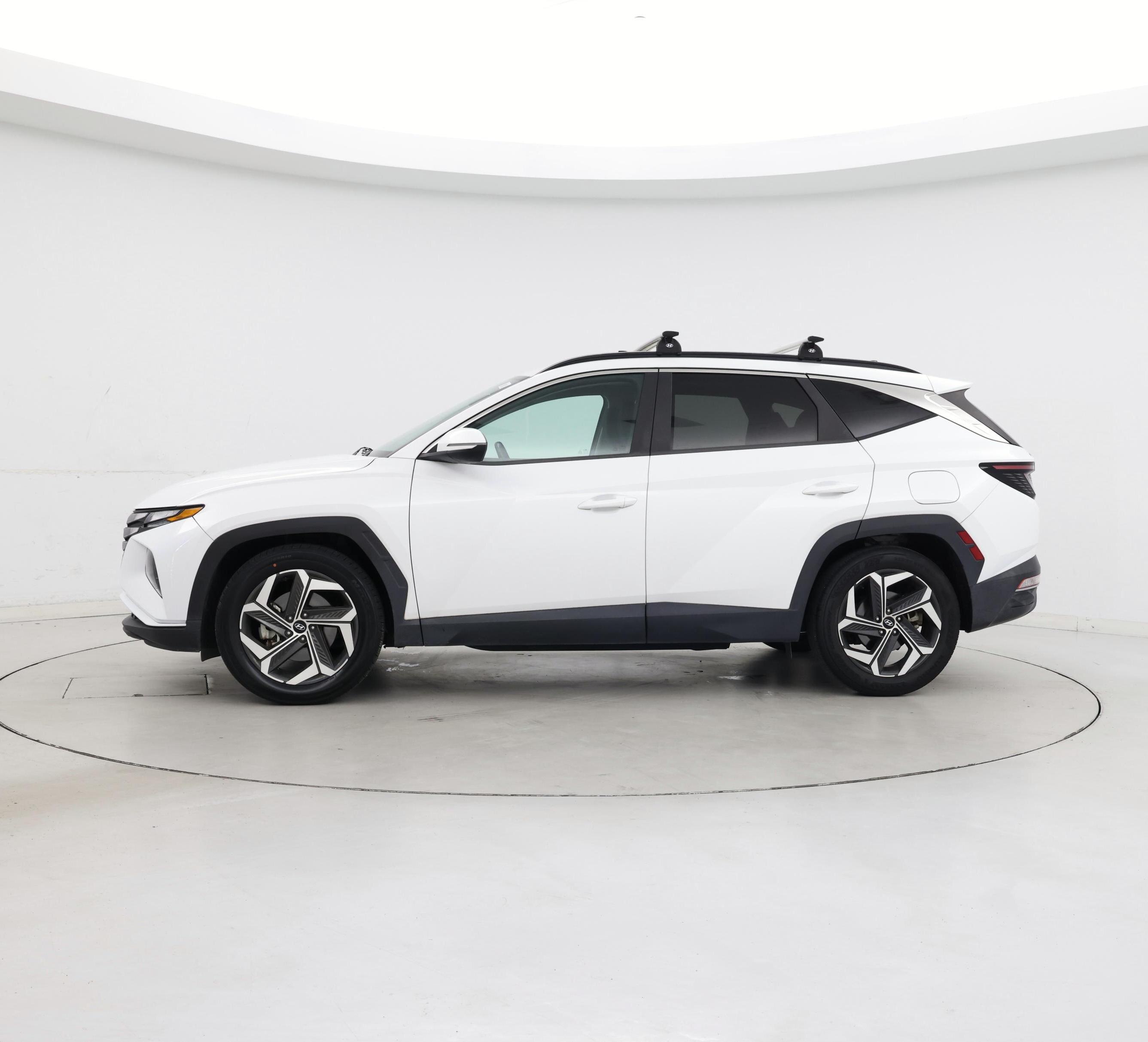 Thumbnail: 2022 Hyundai Tucson - 3
