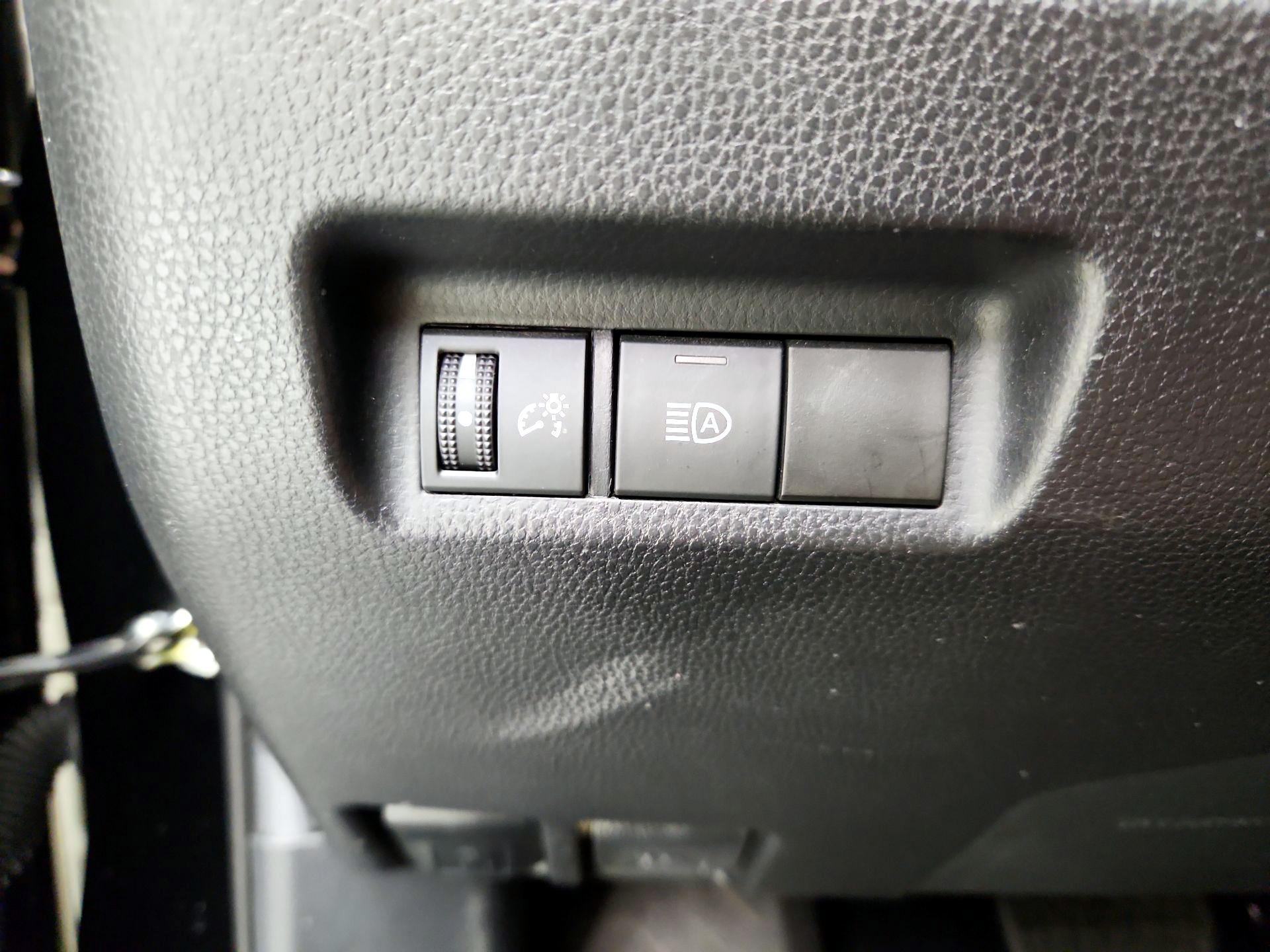 Thumbnail: 2021 Toyota RAV4 - 13