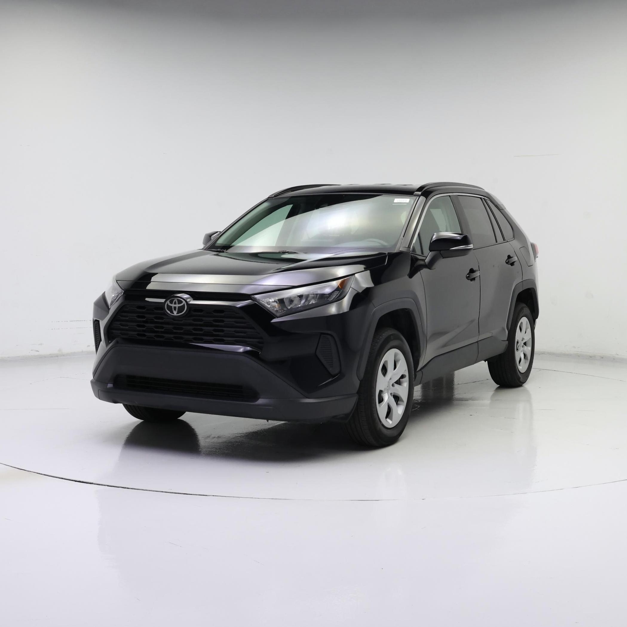 Thumbnail: 2021 Toyota RAV4 - 4