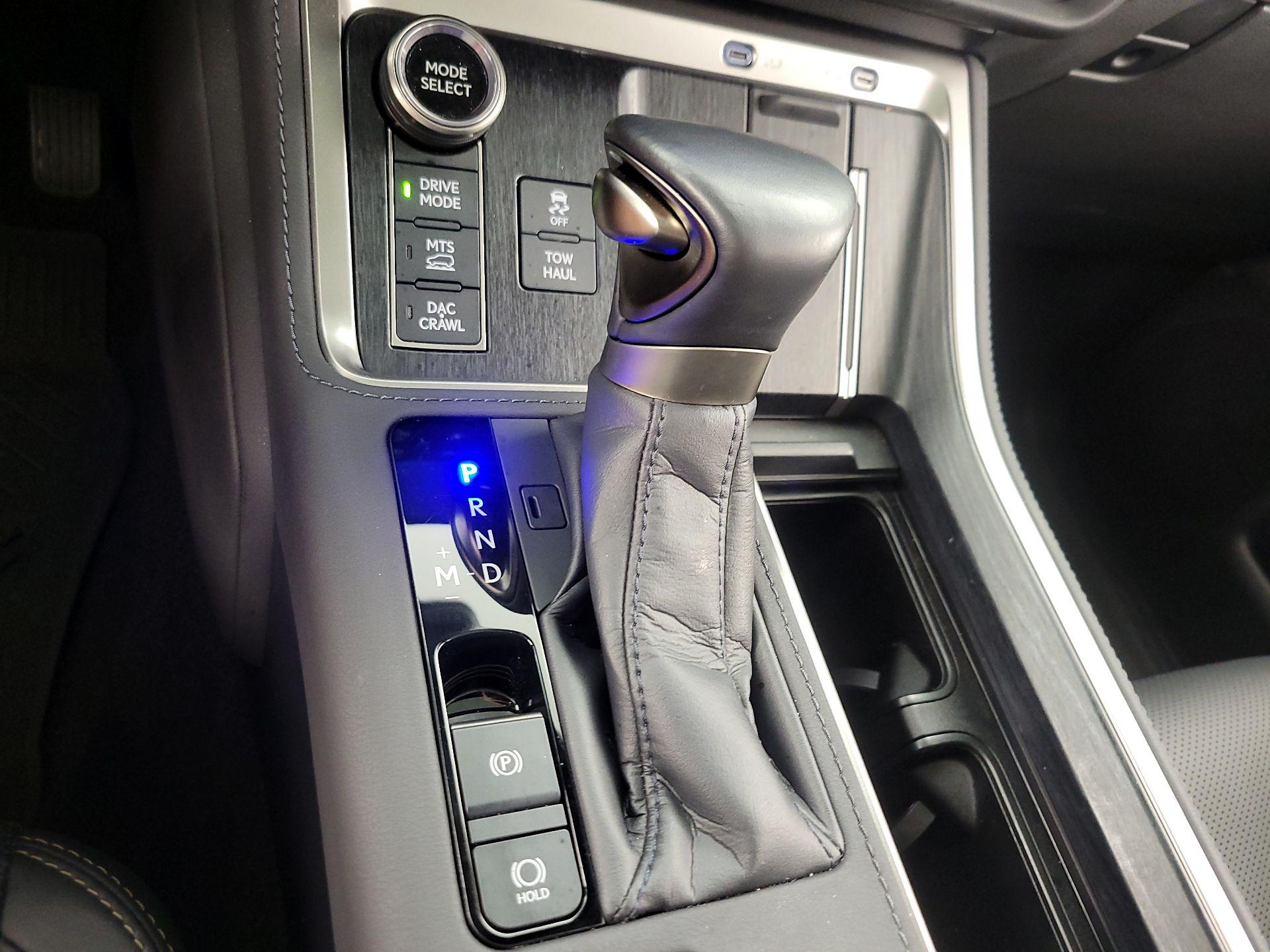 Thumbnail: 2024 Lexus GX - 17