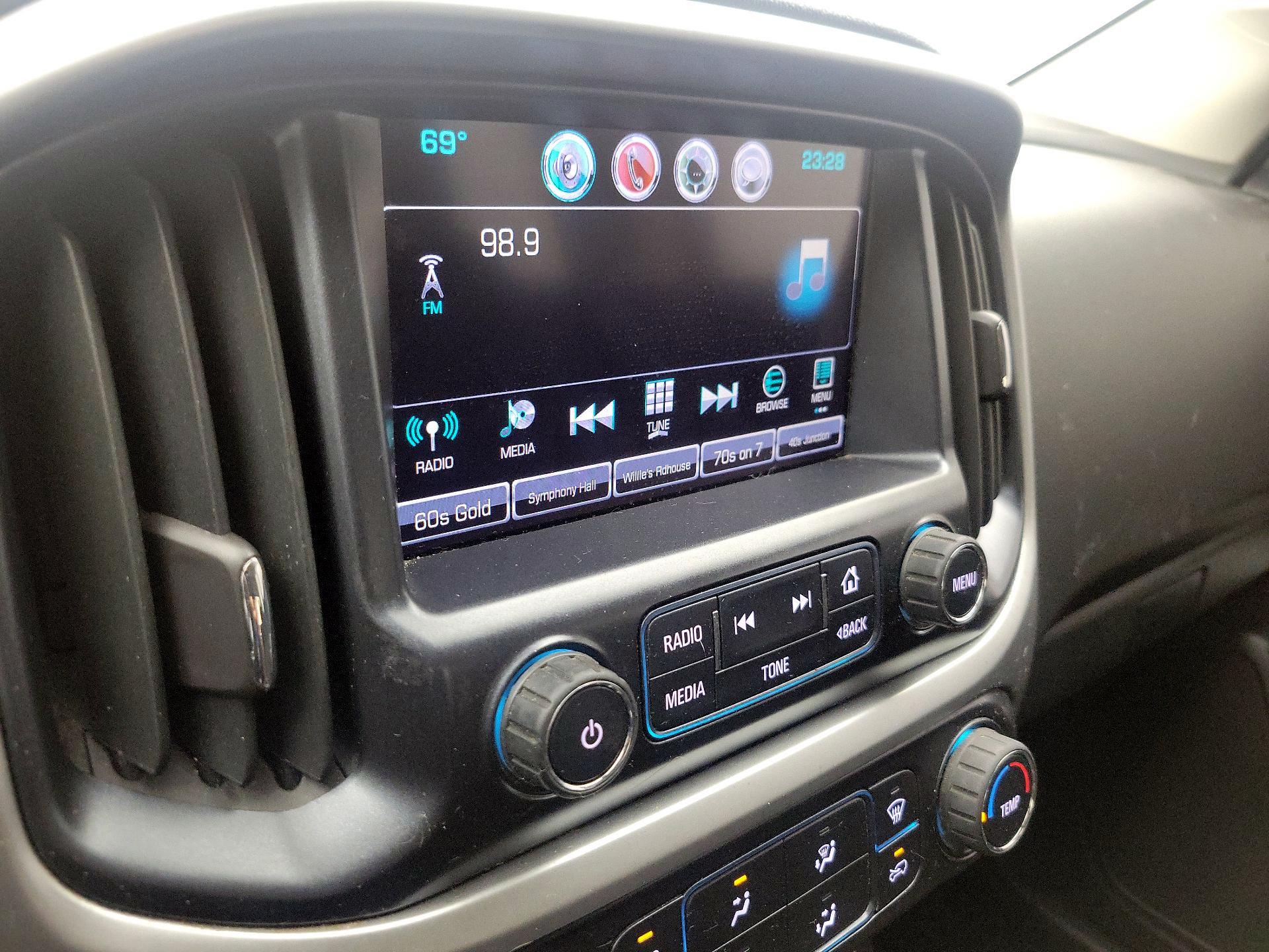 Thumbnail: 2016 Chevrolet Colorado - 15