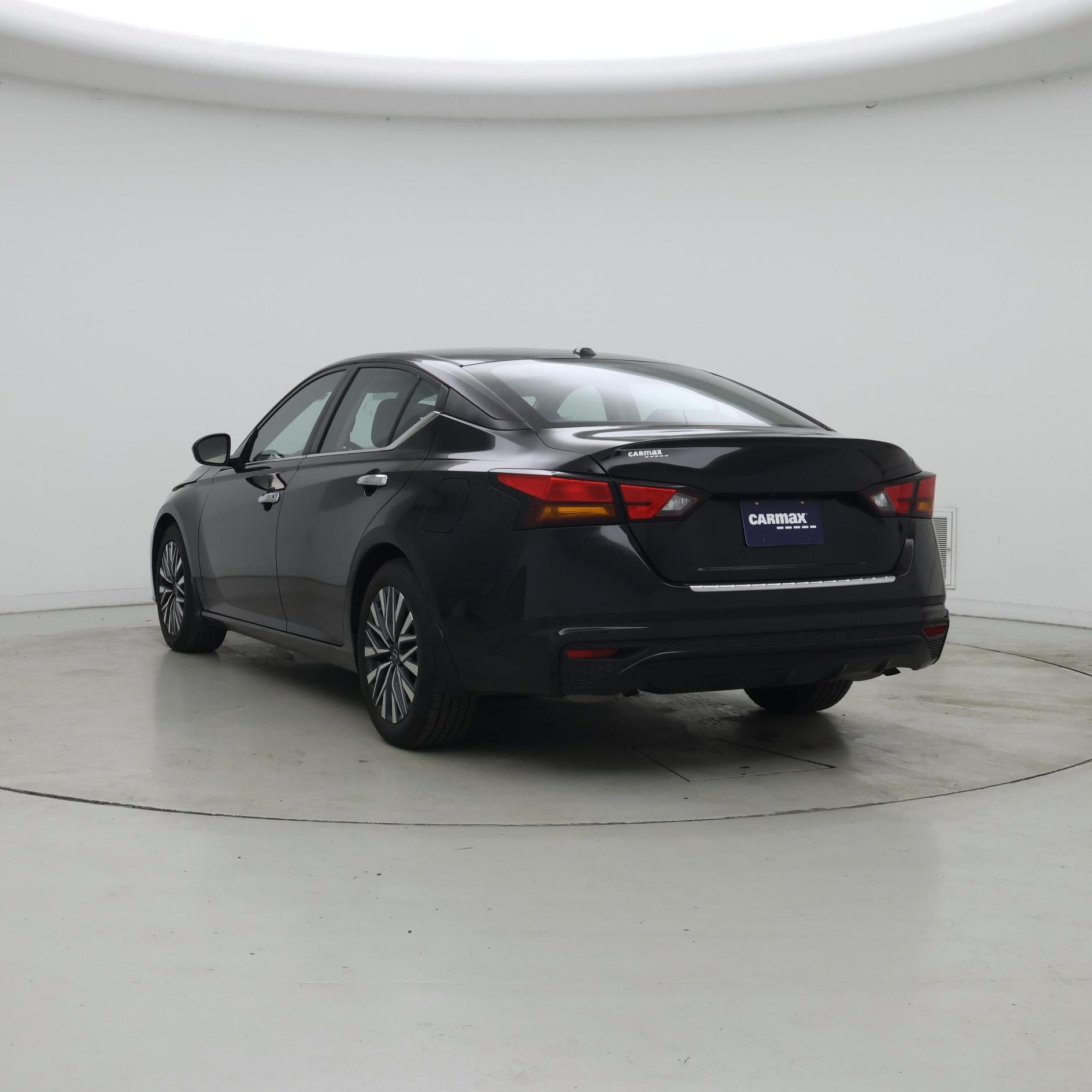 Thumbnail: 2023 Nissan Altima - 2