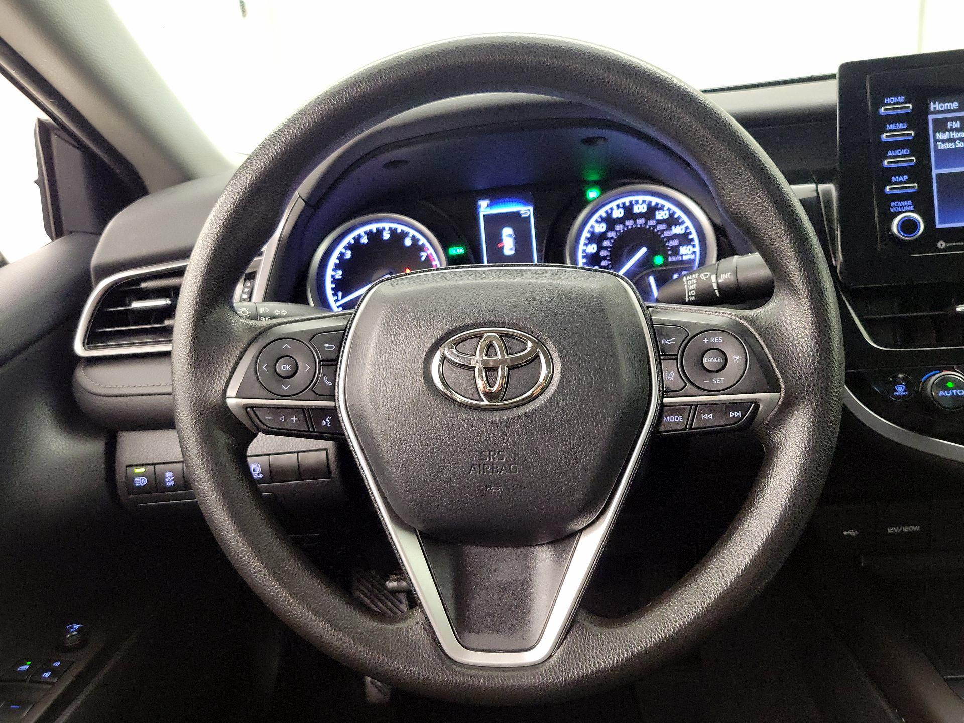 Thumbnail: 2023 Toyota Camry - 10