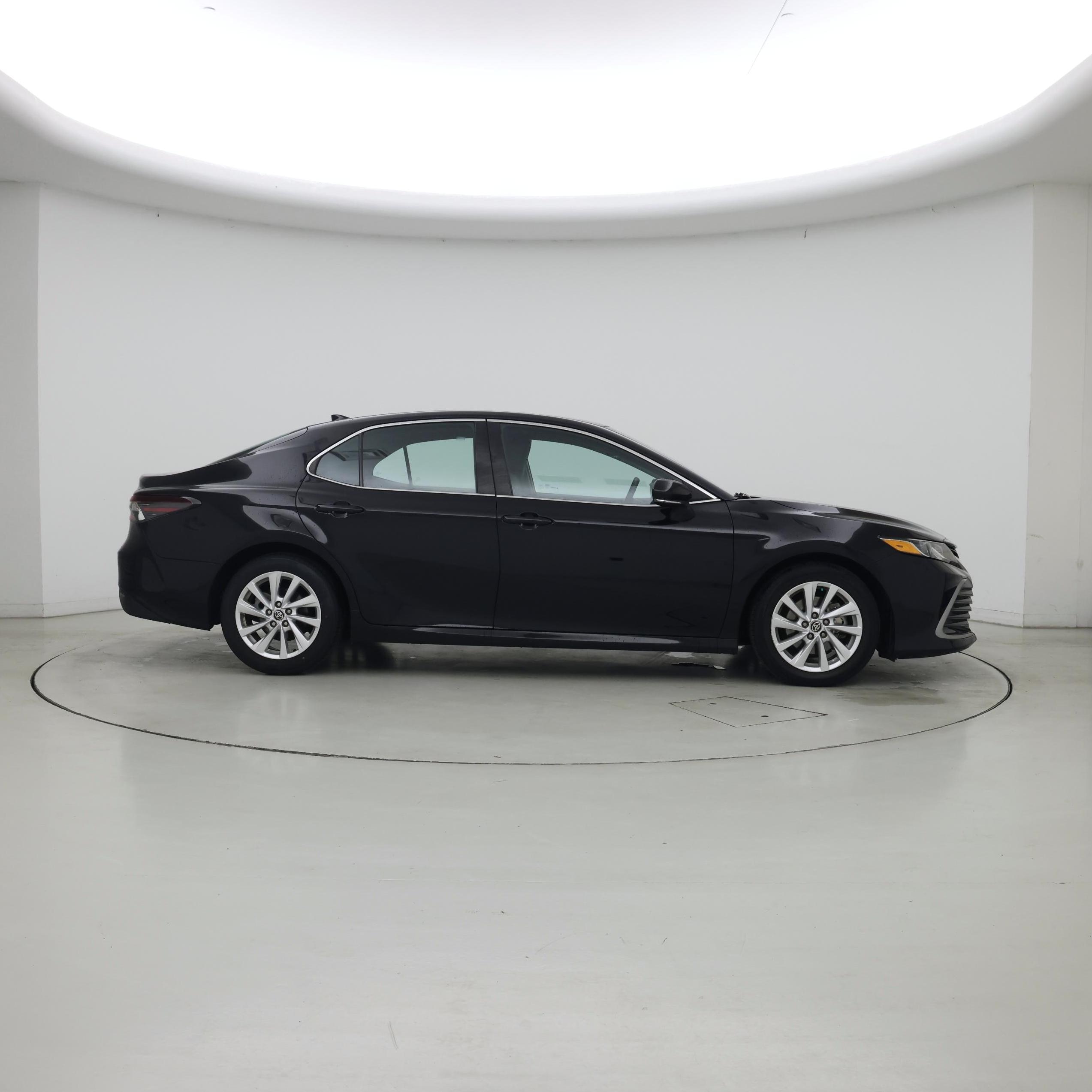 Thumbnail: 2023 Toyota Camry - 7