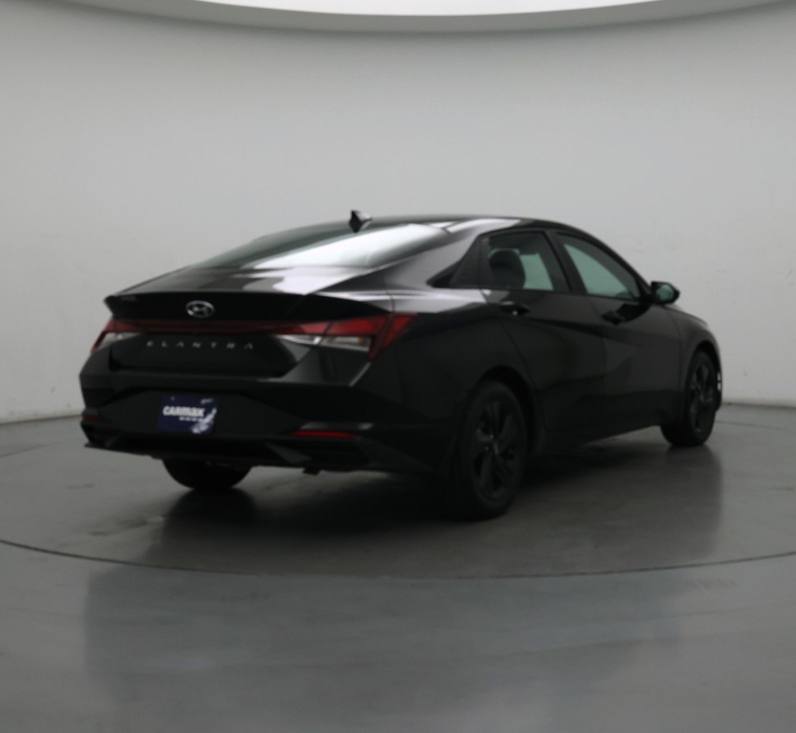 Thumbnail: 2023 Hyundai Elantra - 8